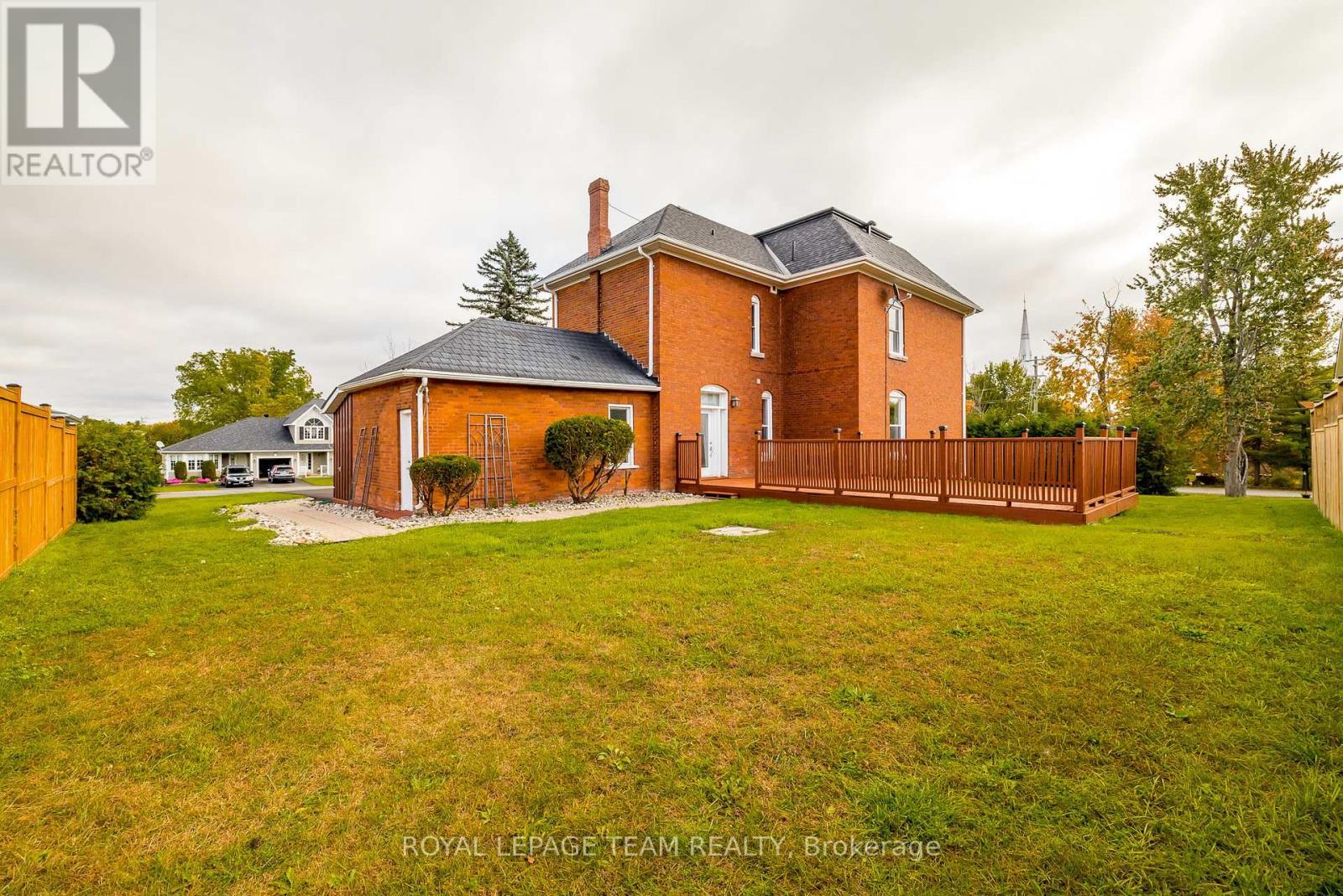 












294 DUMBRILLE STREET

,
North Grenville,




Ontario
K0G1J0

