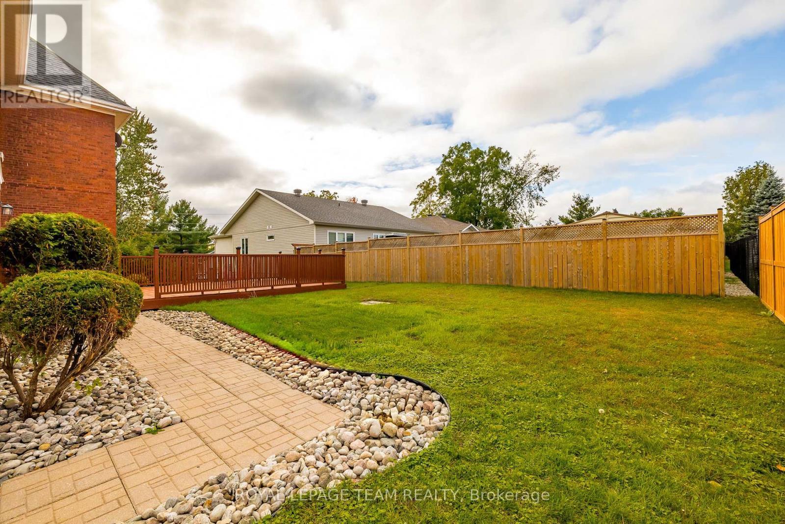 












294 DUMBRILLE STREET

,
North Grenville,




Ontario
K0G1J0

