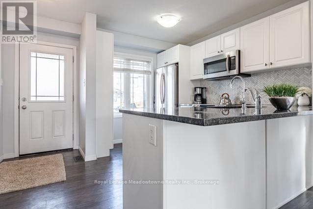 












42 - 350 DUNDAS STREET S

,
Cambridge,




Ontario
N1R5S2

