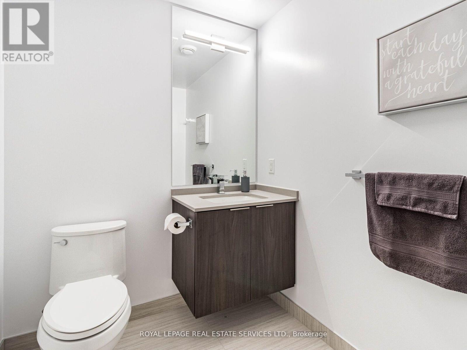 












323 - 4208 DUNDAS STREET W

,
Toronto,




Ontario
M8X0B1

