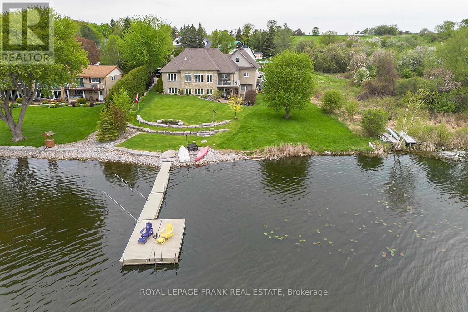 












24 GILSON POINT PLACE

,
Kawartha Lakes (Mariposa),




Ontario
K0M2C0

