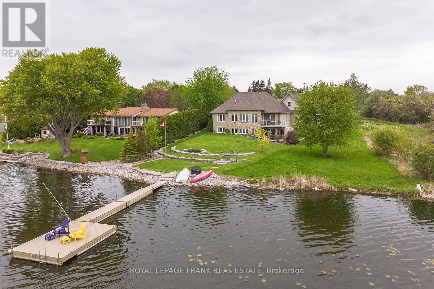 












24 GILSON POINT PLACE

,
Kawartha Lakes (Mariposa),




Ontario
K0M2C0

