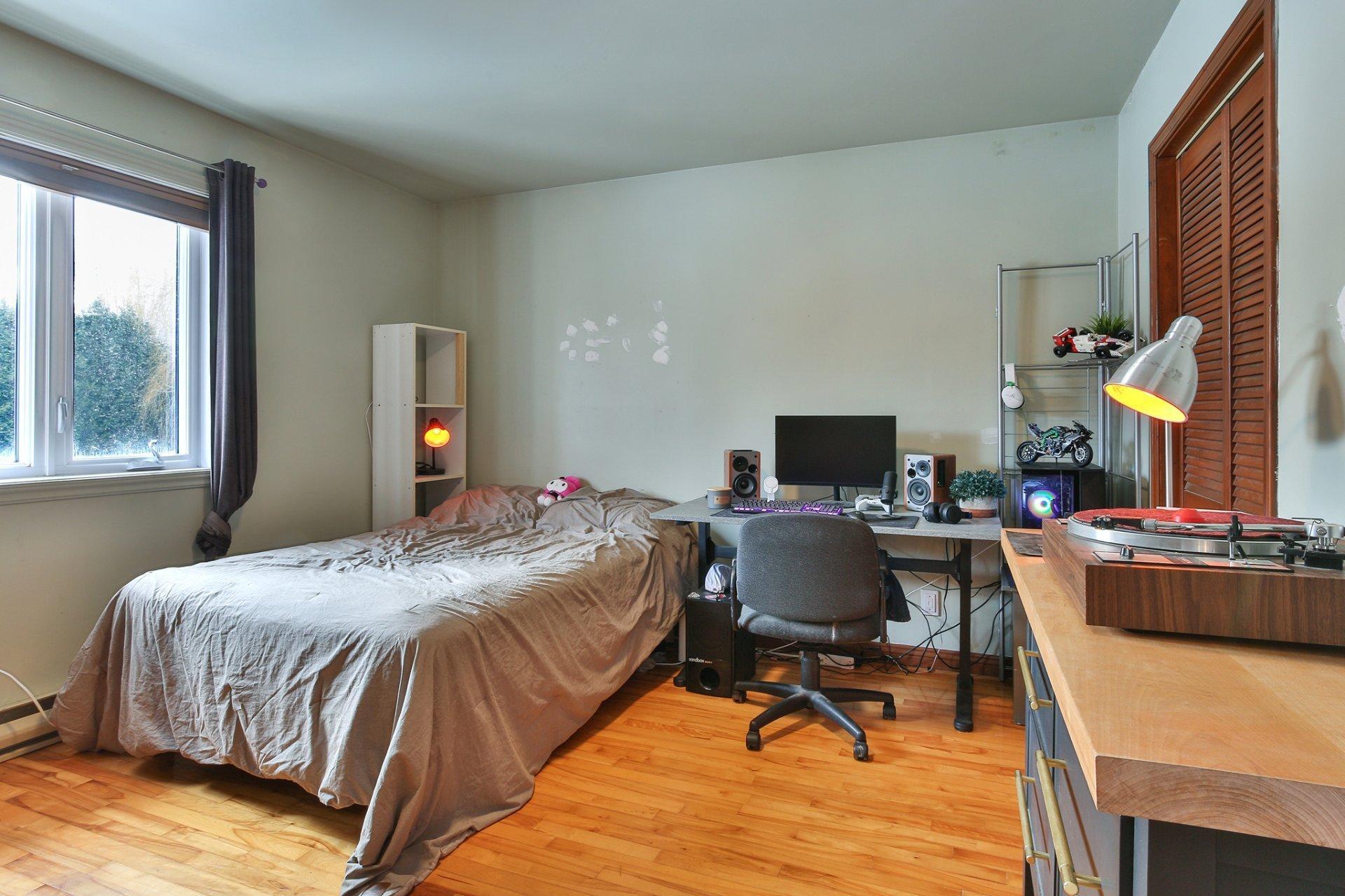 









12Z


Rue Draffin

,
Noyan,




QC
J0J1B0

