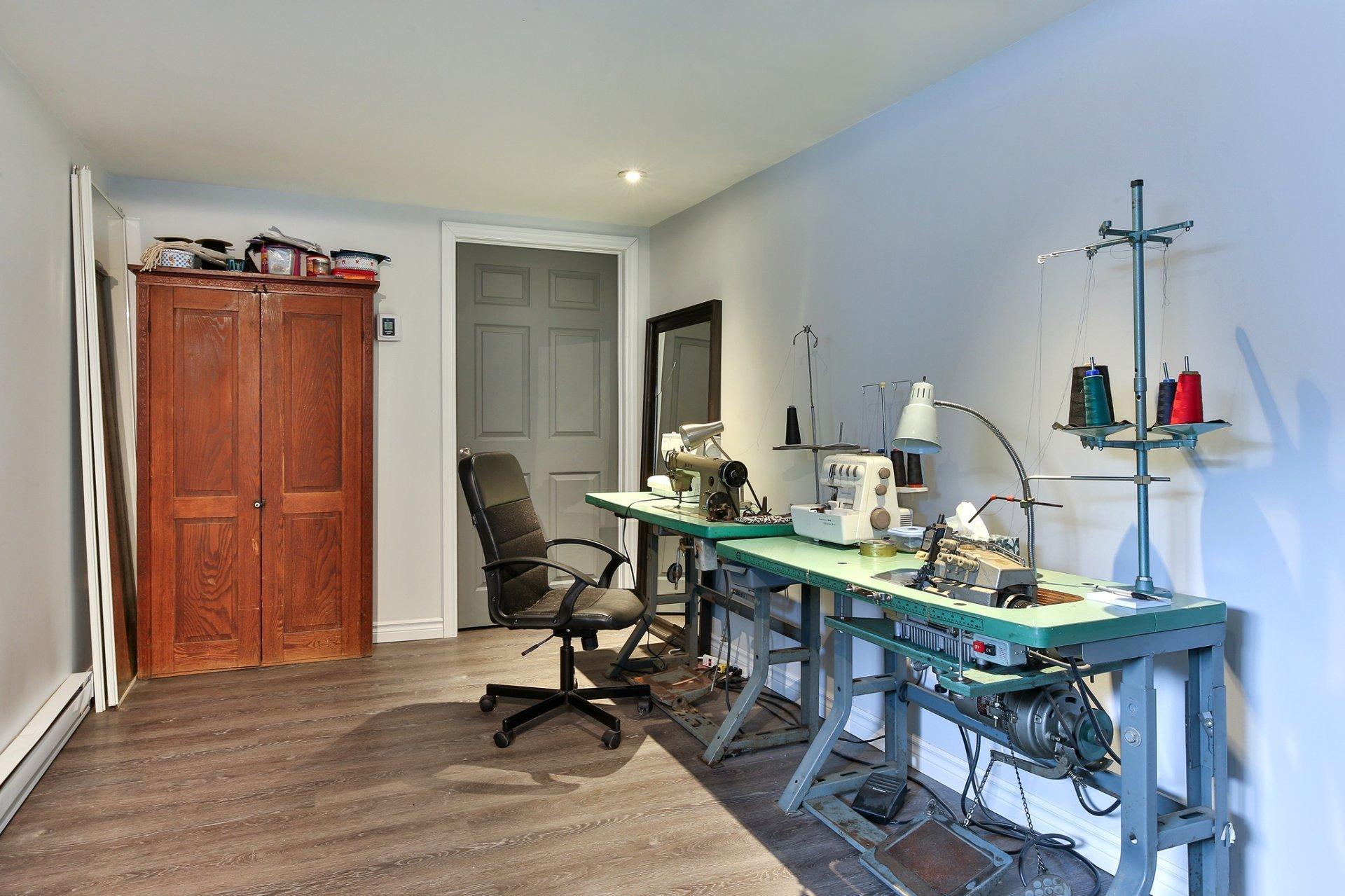 









12Z


Rue Draffin

,
Noyan,




QC
J0J1B0

