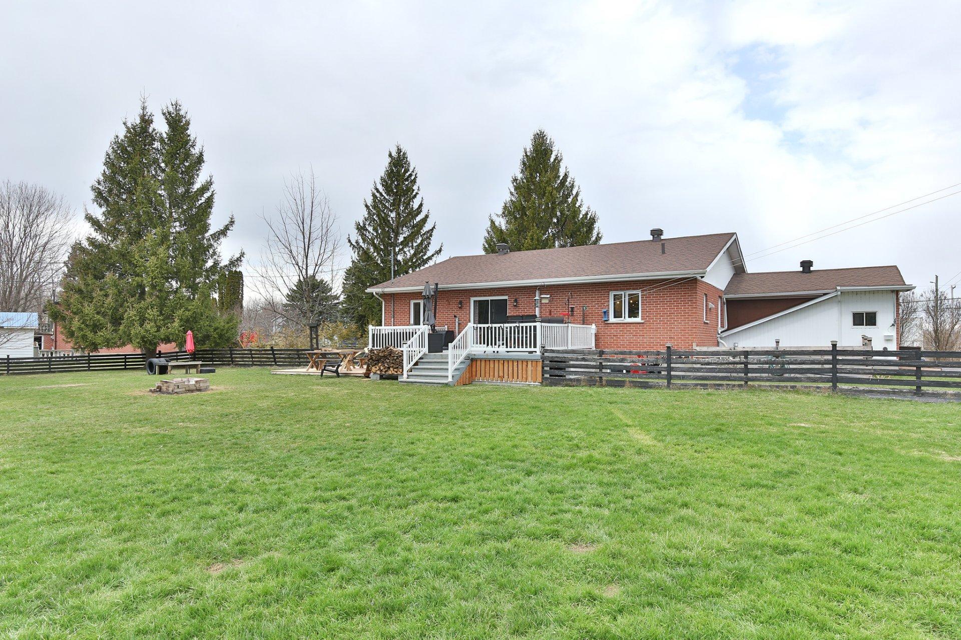 









12Z


Rue Draffin

,
Noyan,




QC
J0J1B0

