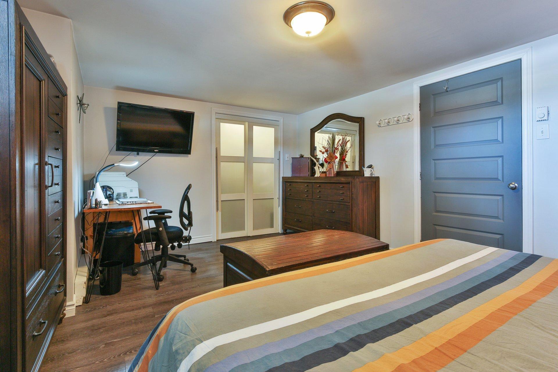 









12Z


Rue Draffin

,
Noyan,




QC
J0J1B0

