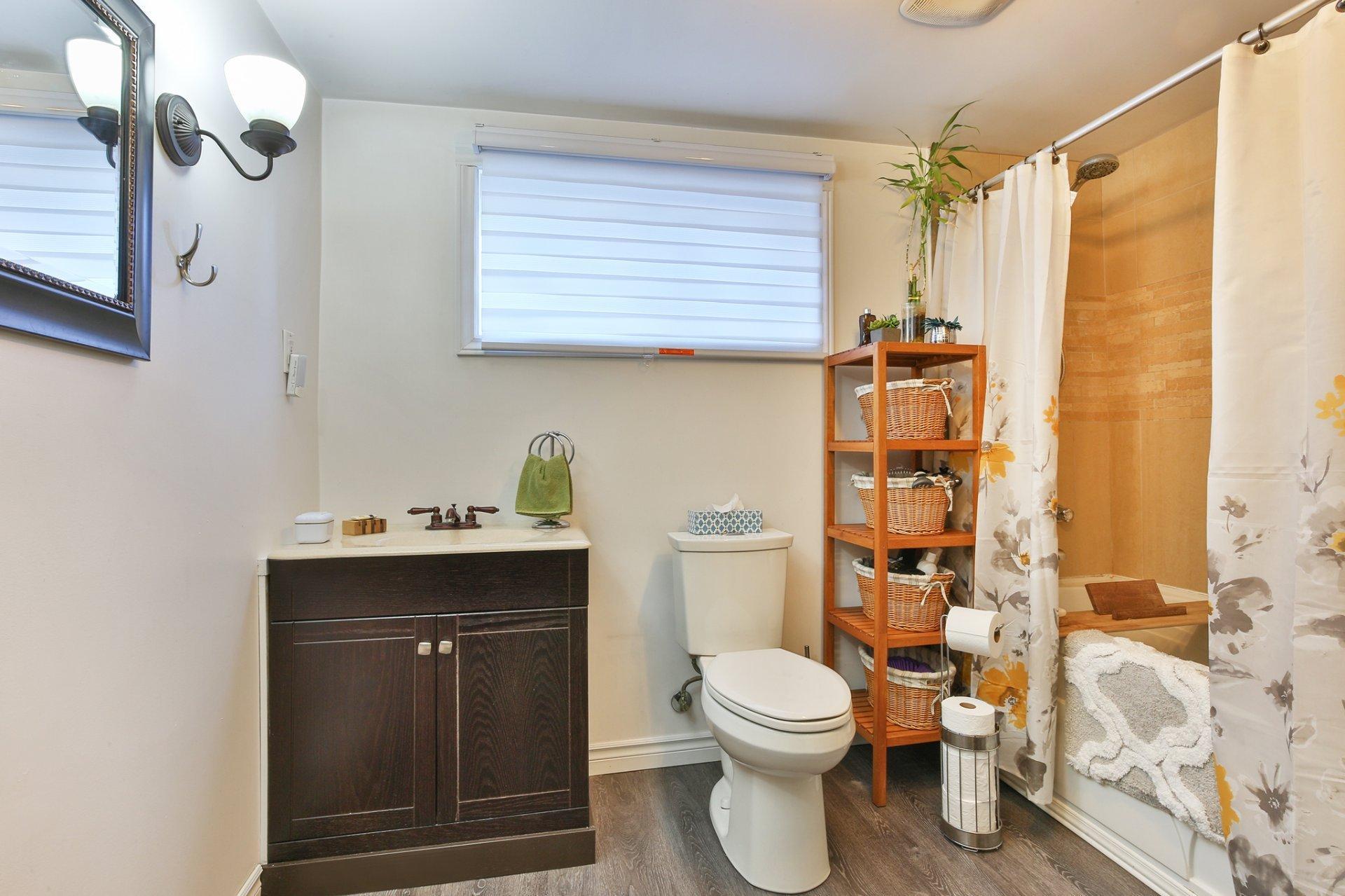 









12Z


Rue Draffin

,
Noyan,




QC
J0J1B0

