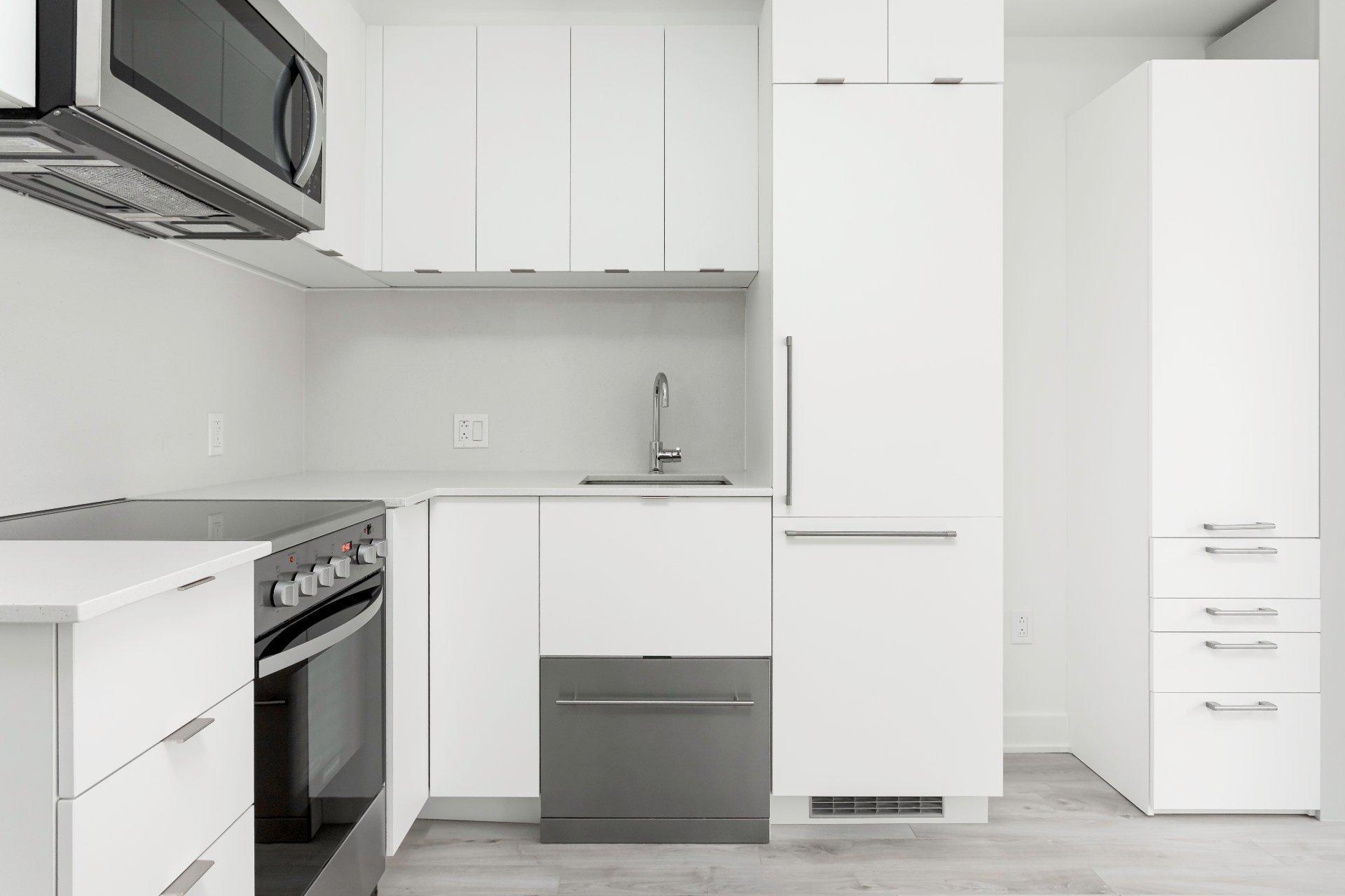









1200


Rue Crescent

, 902,
Montréal (Ville-Marie),




QC
H3G0G5


