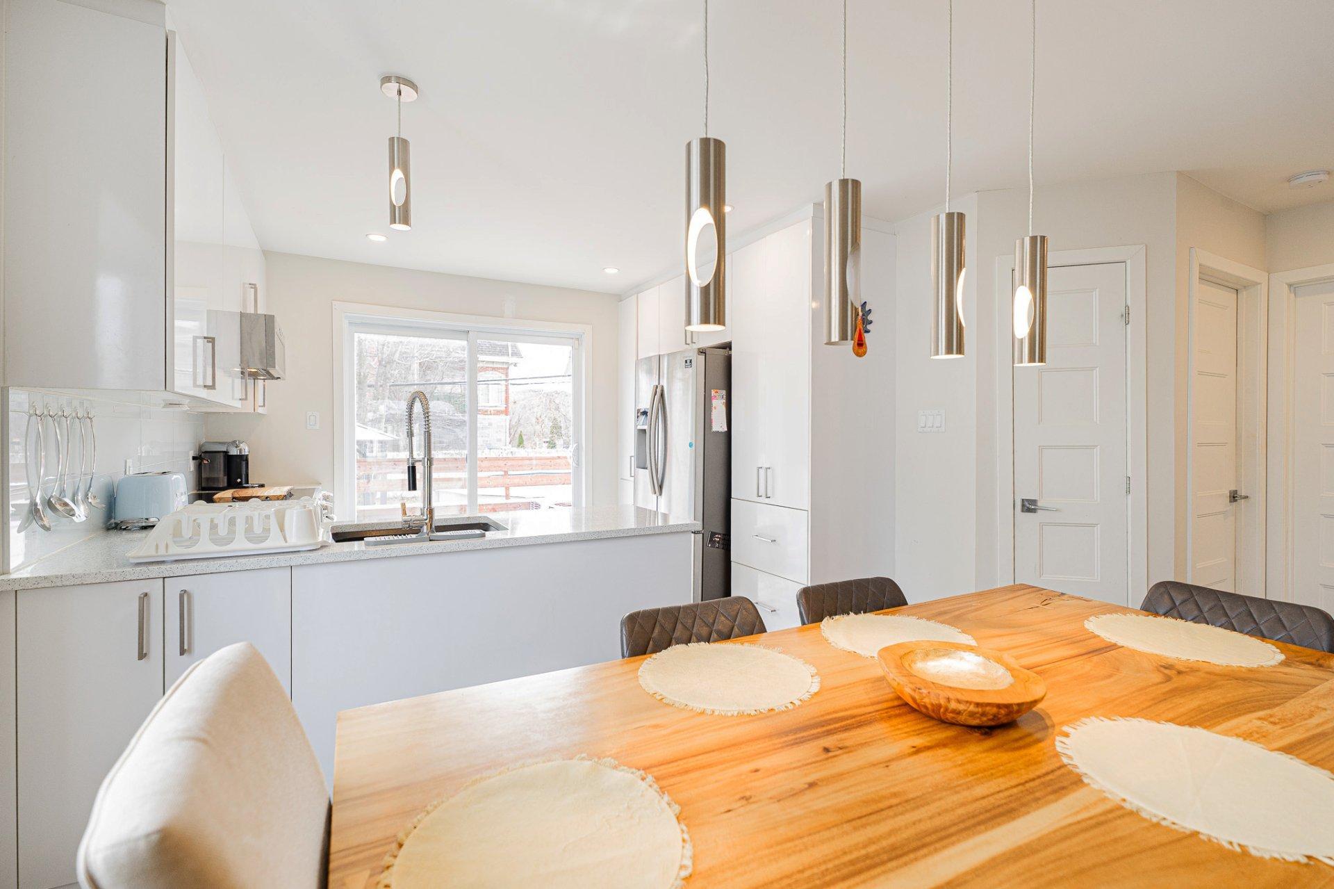 









21


Rue de Caplan

,
Blainville,




QC
J7B1J3

