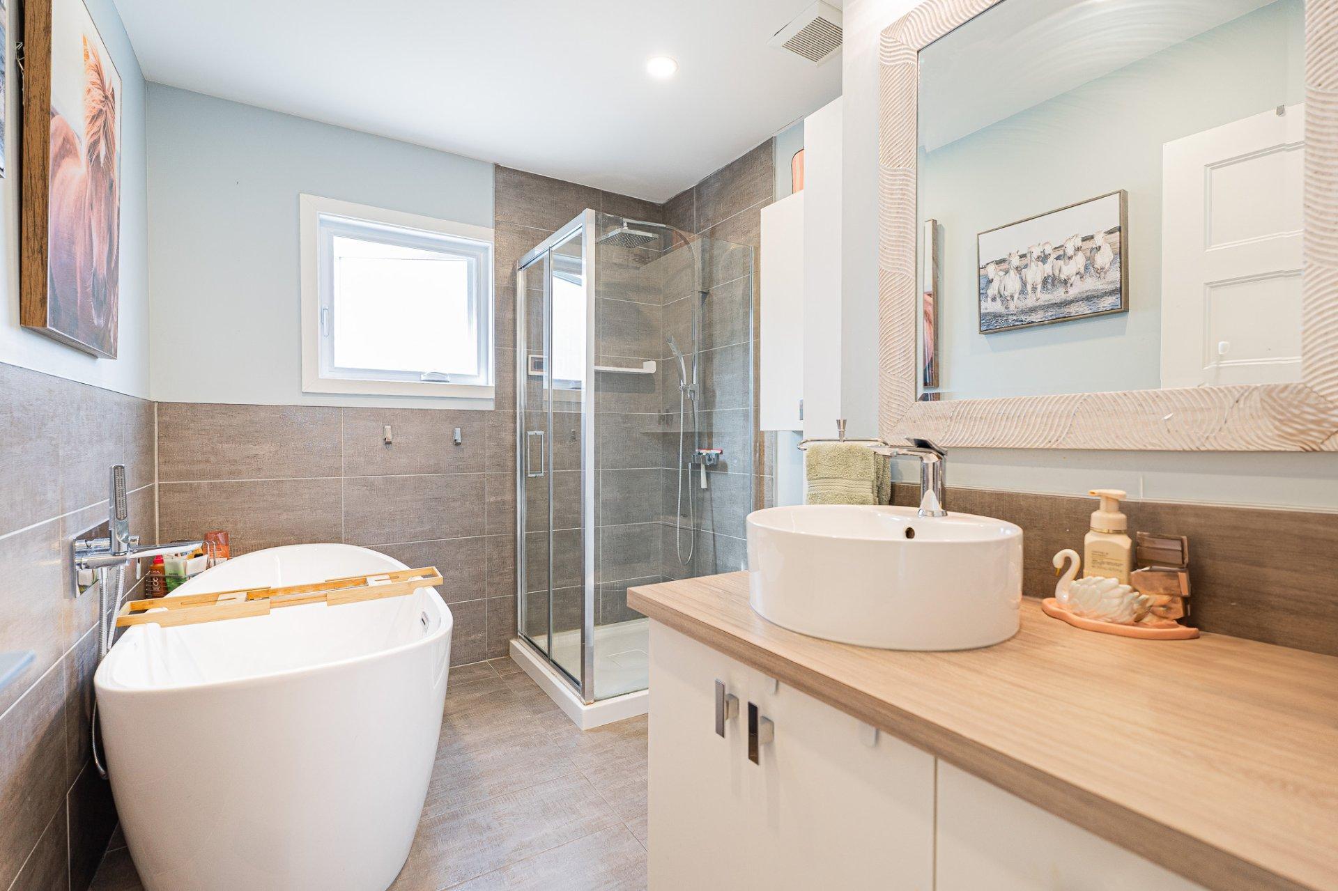 









21


Rue de Caplan

,
Blainville,




QC
J7B1J3


