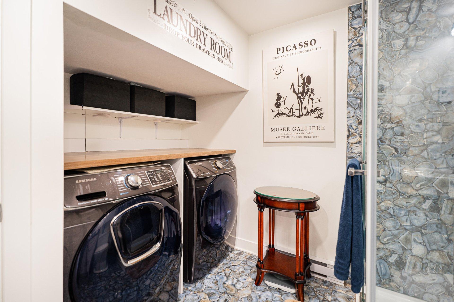 









21


Rue de Caplan

,
Blainville,




QC
J7B1J3

