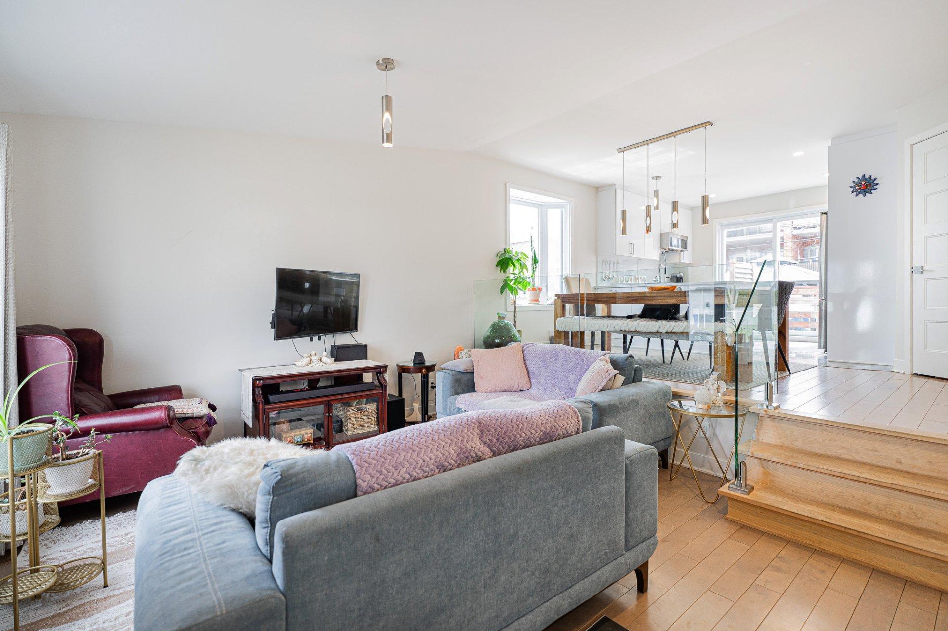 









21


Rue de Caplan

,
Blainville,




QC
J7B1J3

