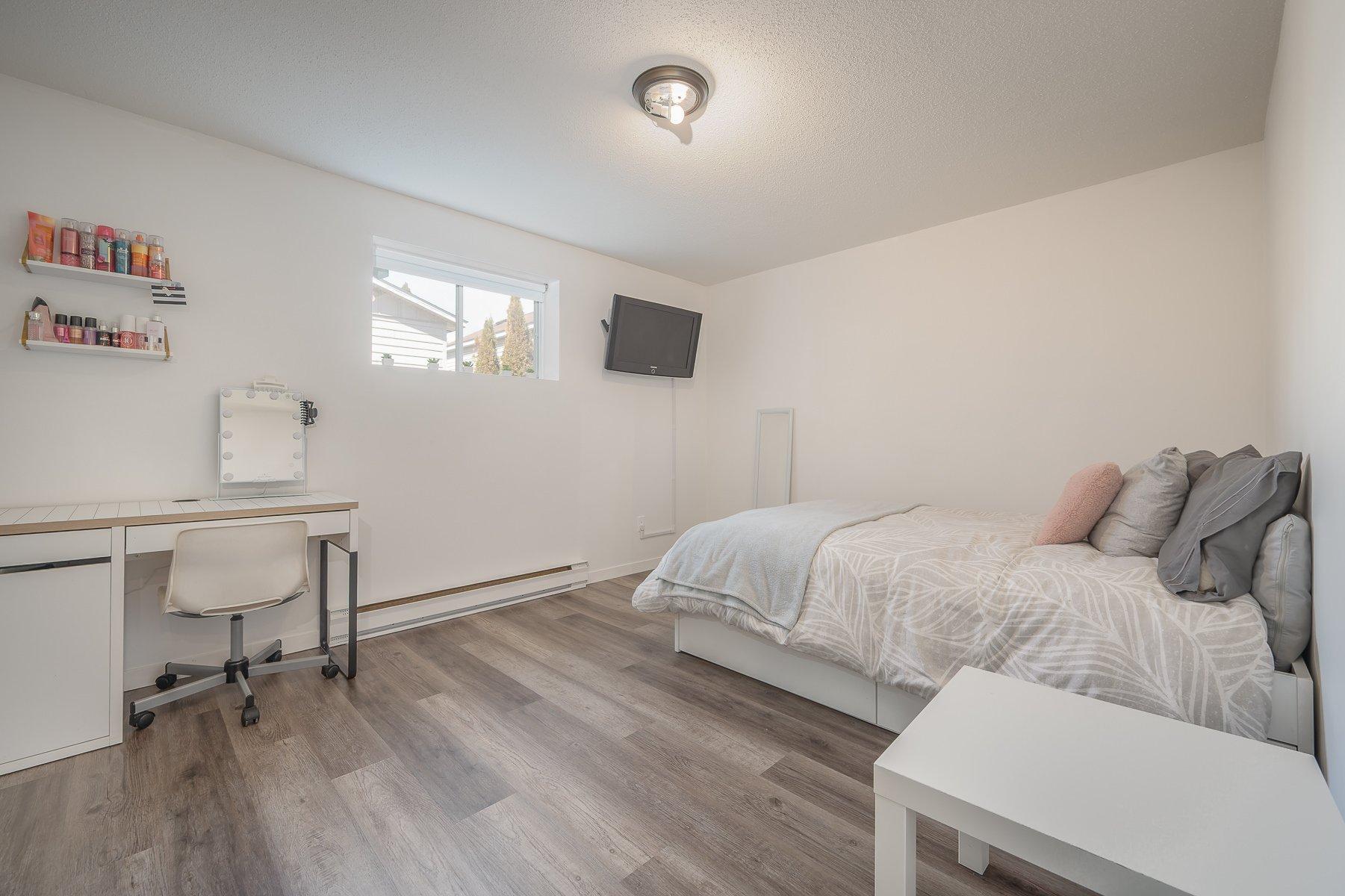 









79


Ch. du Fleuve

,
Coteau-du-Lac,




QC
J0P1B0

