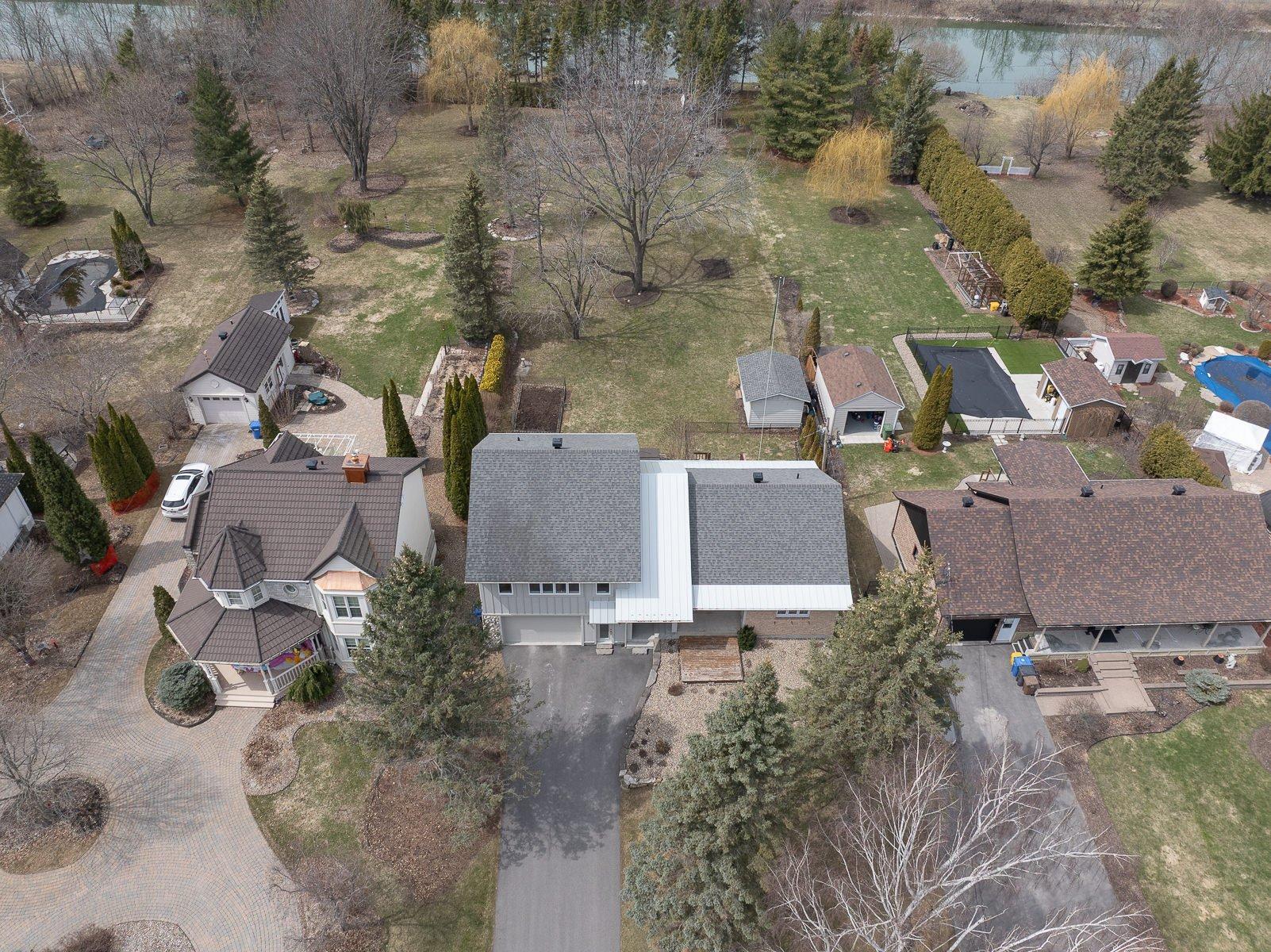 









79


Ch. du Fleuve

,
Coteau-du-Lac,




QC
J0P1B0

