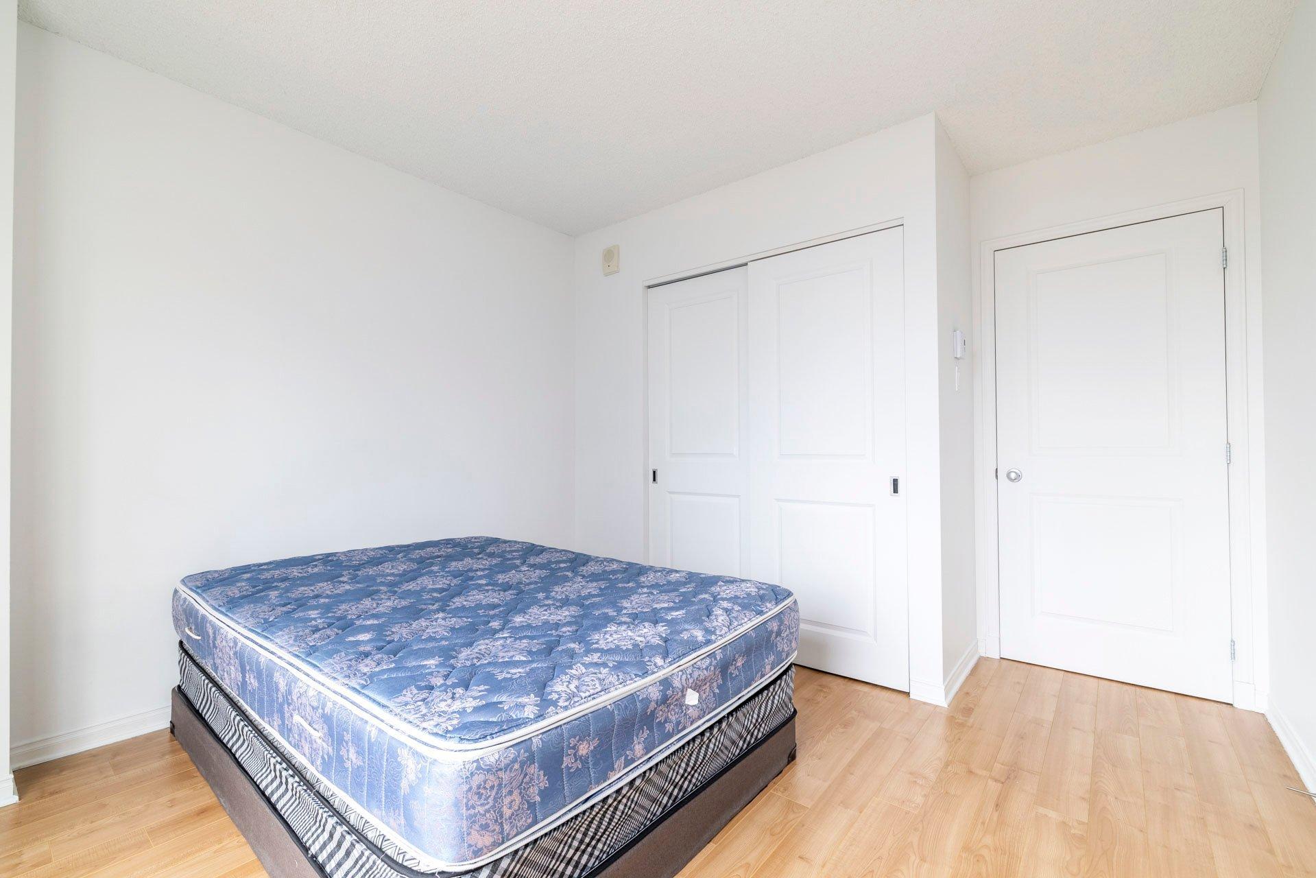 









15


Boul. La Fayette

, 807,
Longueuil (Le Vieux-Longueuil),




QC
J4K0B2

