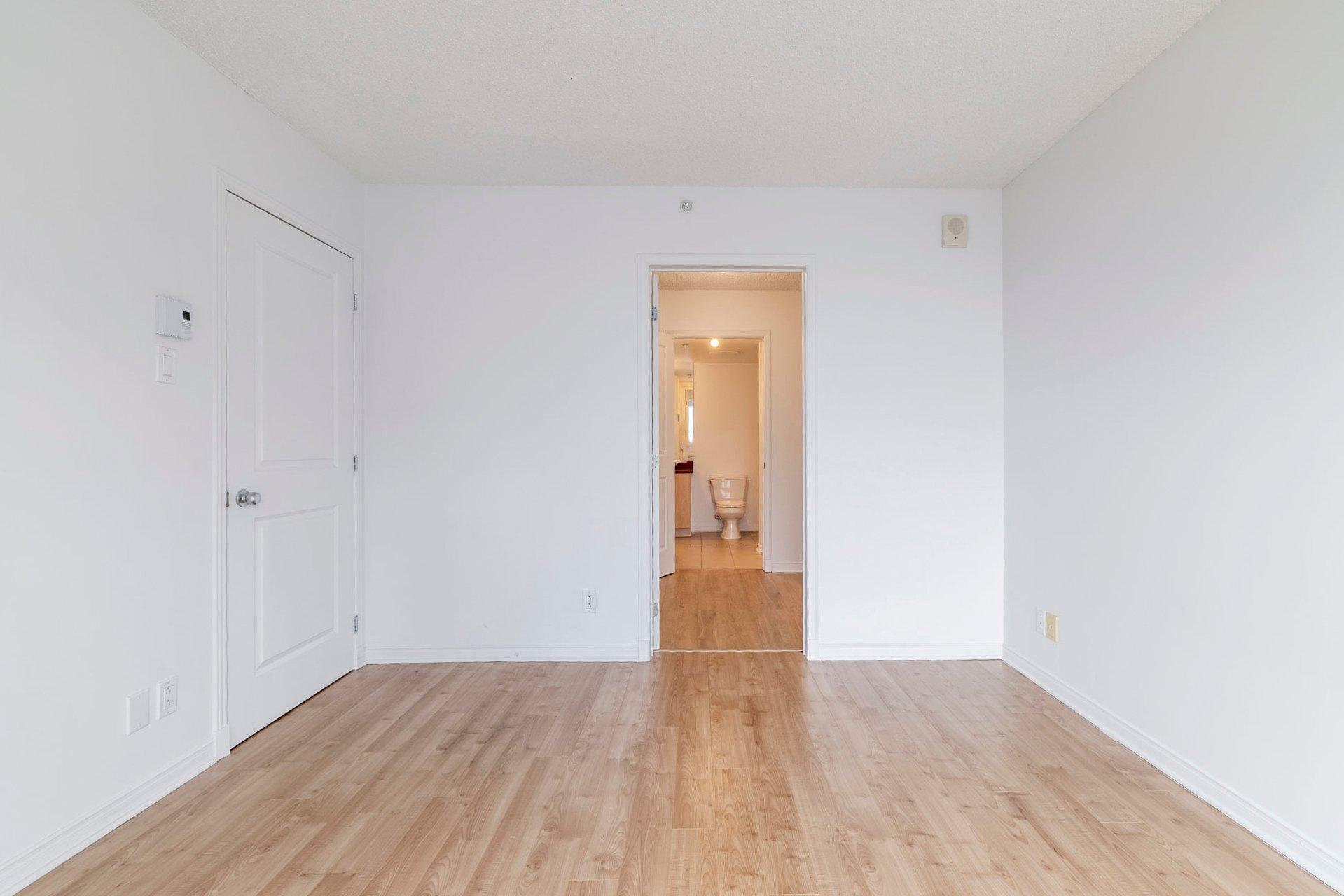 









15


Boul. La Fayette

, 807,
Longueuil (Le Vieux-Longueuil),




QC
J4K0B2

