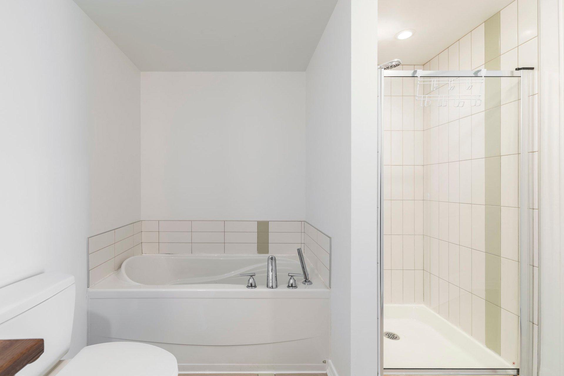 









15


Boul. La Fayette

, 807,
Longueuil (Le Vieux-Longueuil),




QC
J4K0B2

