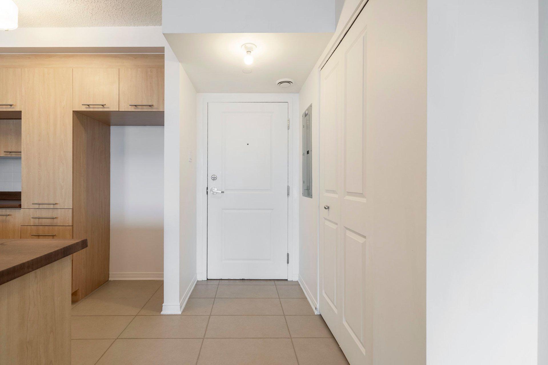 









15


Boul. La Fayette

, 807,
Longueuil (Le Vieux-Longueuil),




QC
J4K0B2

