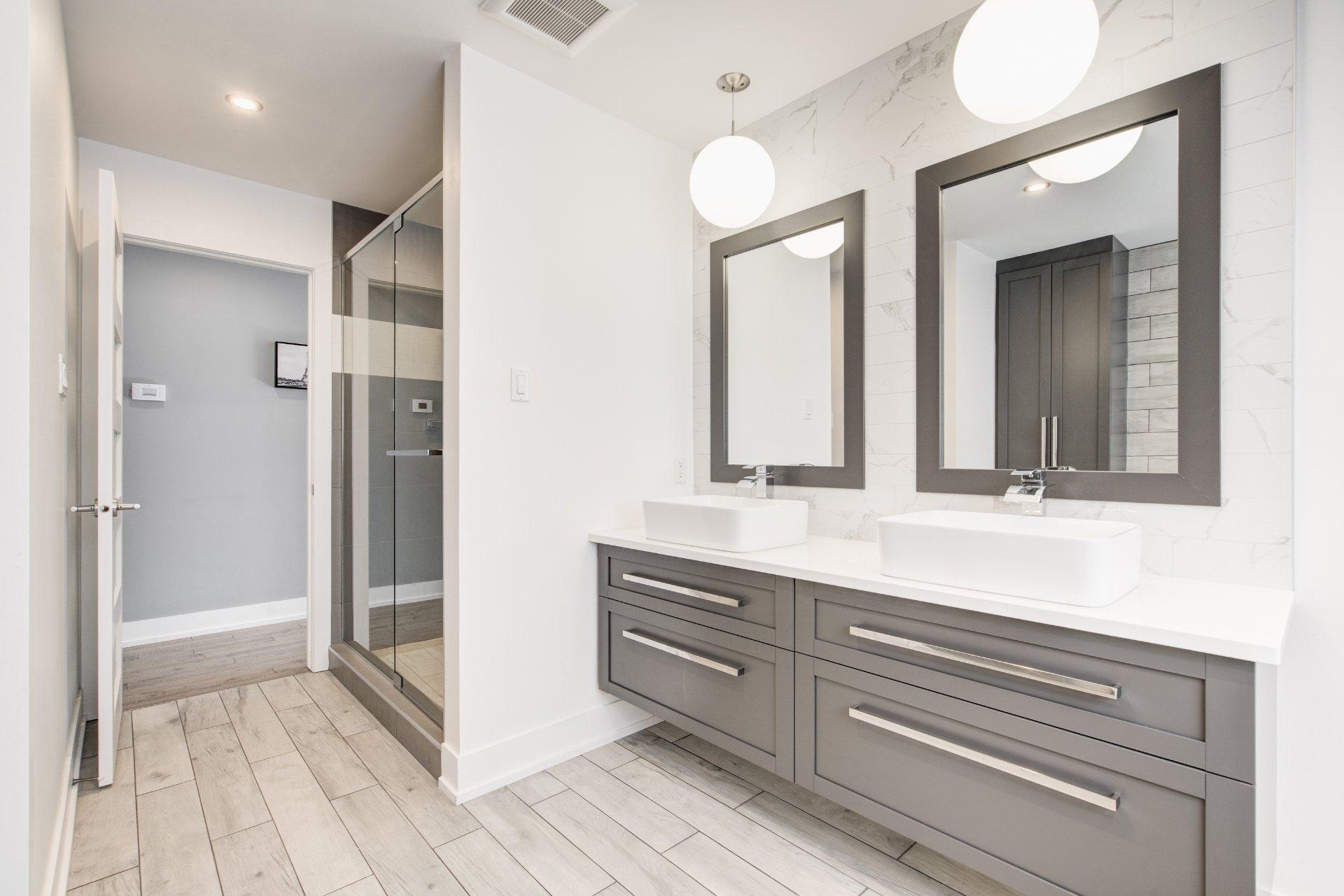 









863


Rue Deslauriers

,
La Prairie,




QC
J5R1L7

