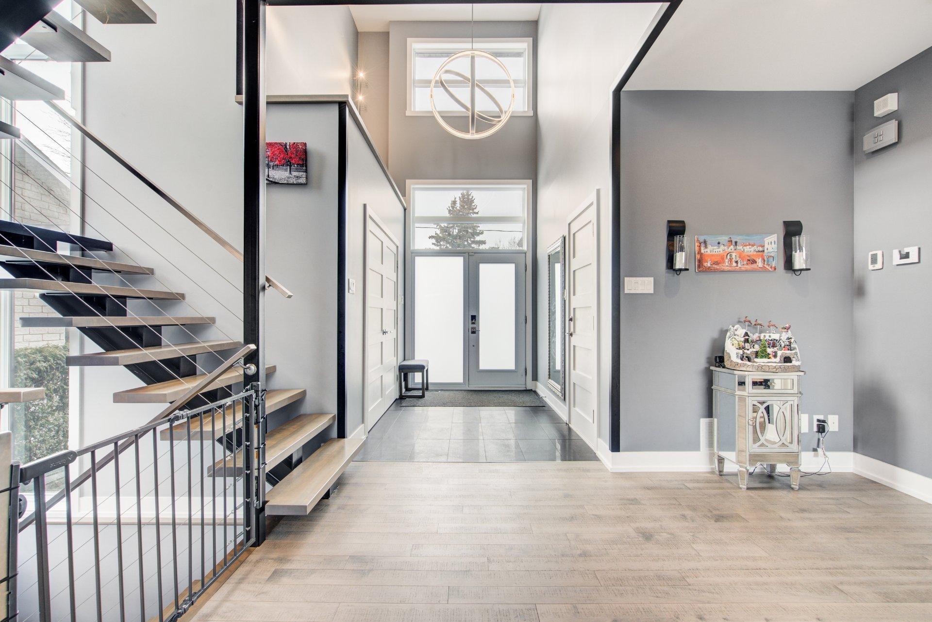 









863


Rue Deslauriers

,
La Prairie,




QC
J5R1L7

