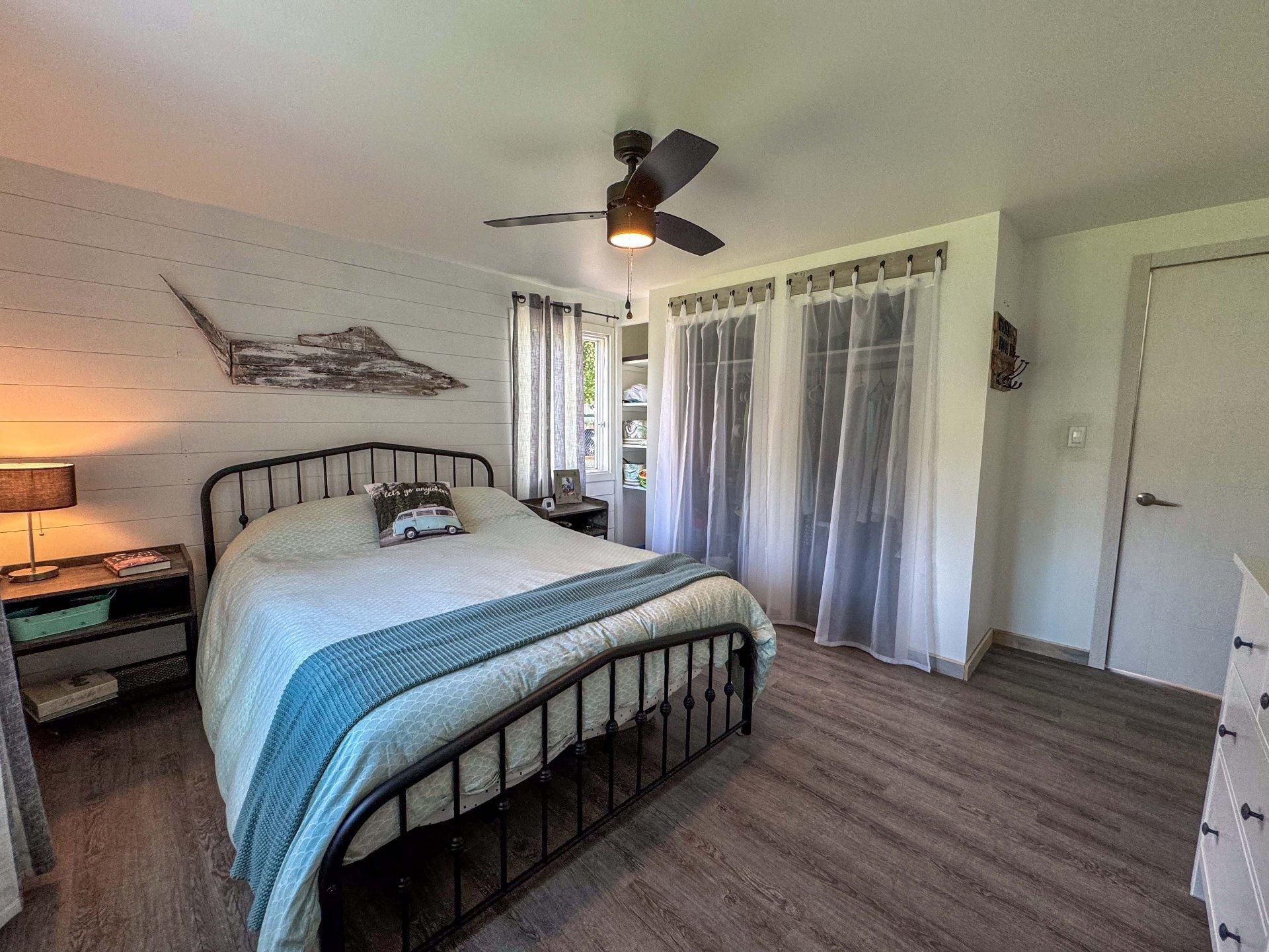 









17


Rue Beach

,
Grenville-sur-la-Rouge,




QC
J0V1B0

