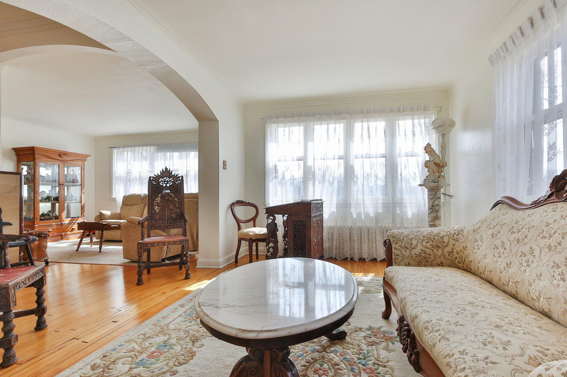 









542


Rue St-Paul

,
Farnham,




QC
J3N2K3

