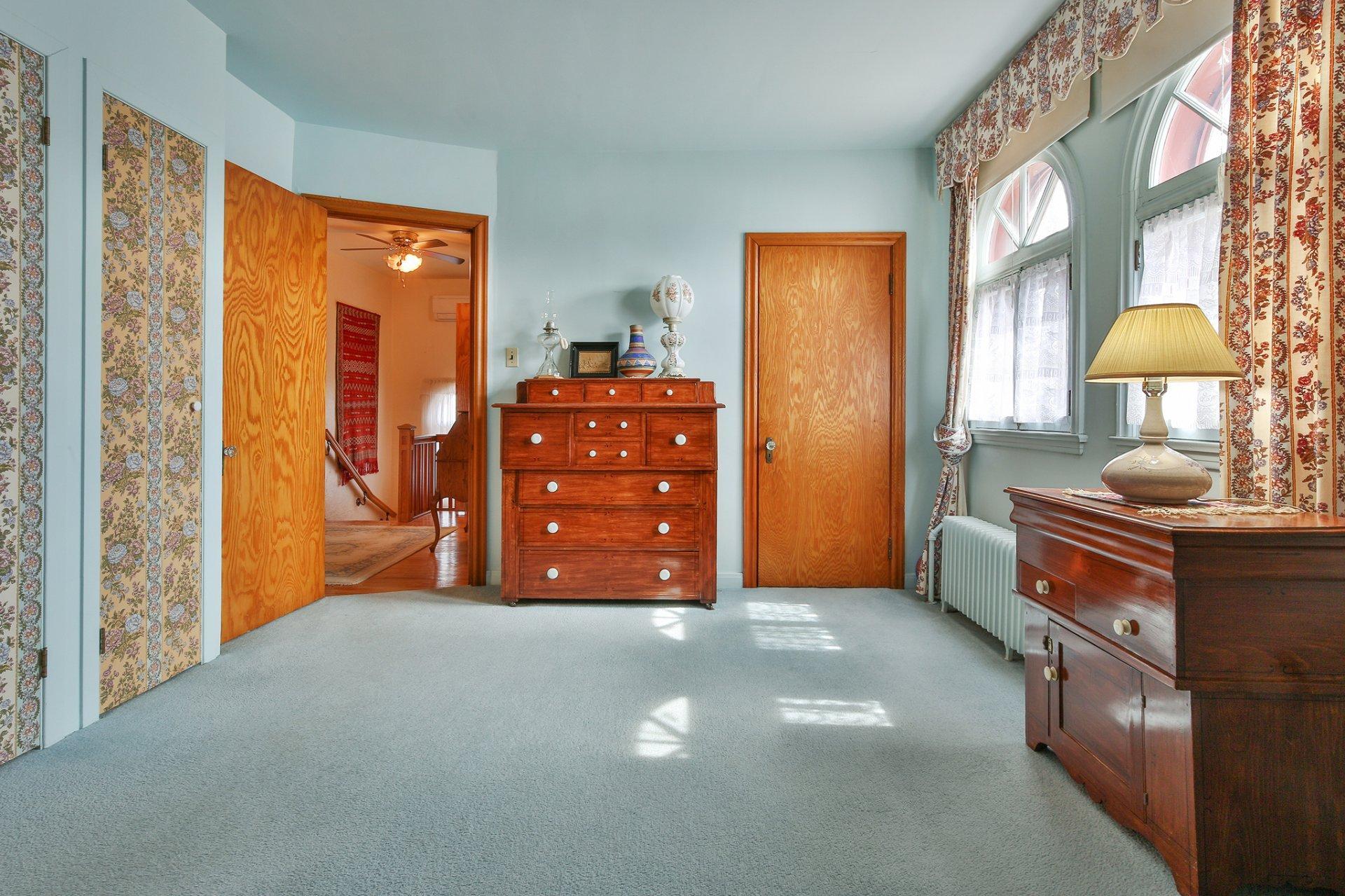 









542


Rue St-Paul

,
Farnham,




QC
J3N2K3

