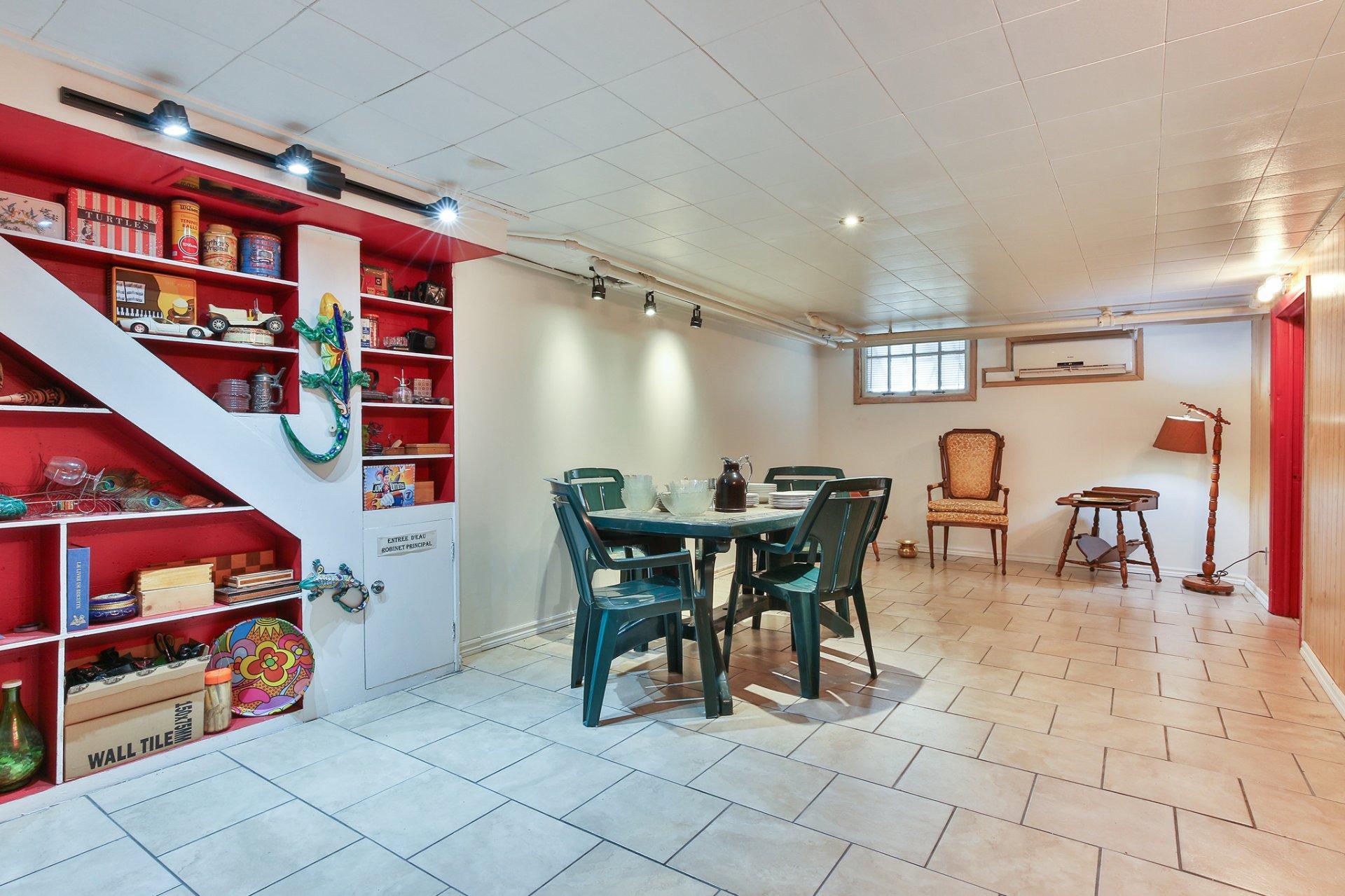 









542


Rue St-Paul

,
Farnham,




QC
J3N2K3

