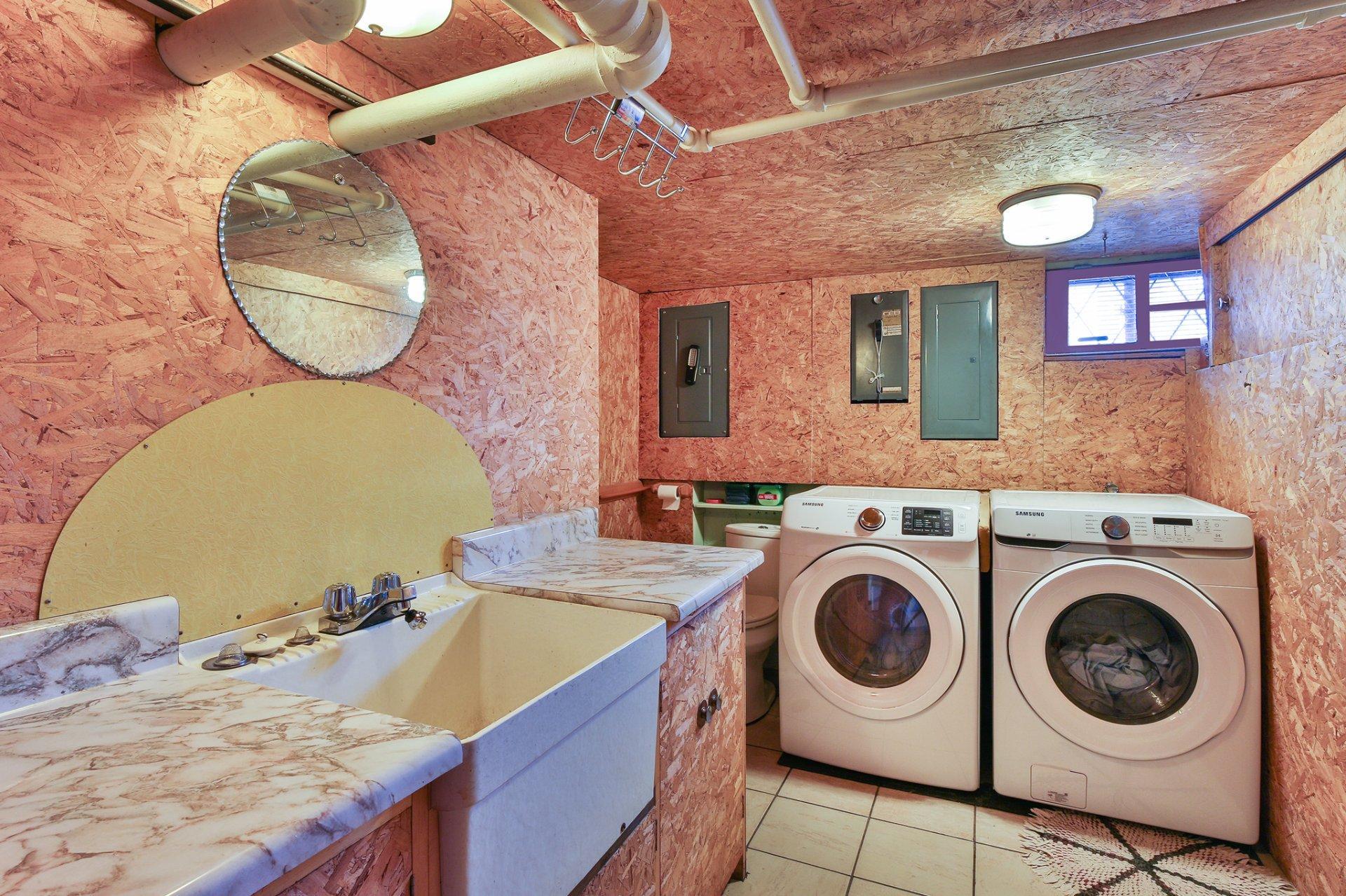 









542


Rue St-Paul

,
Farnham,




QC
J3N2K3

