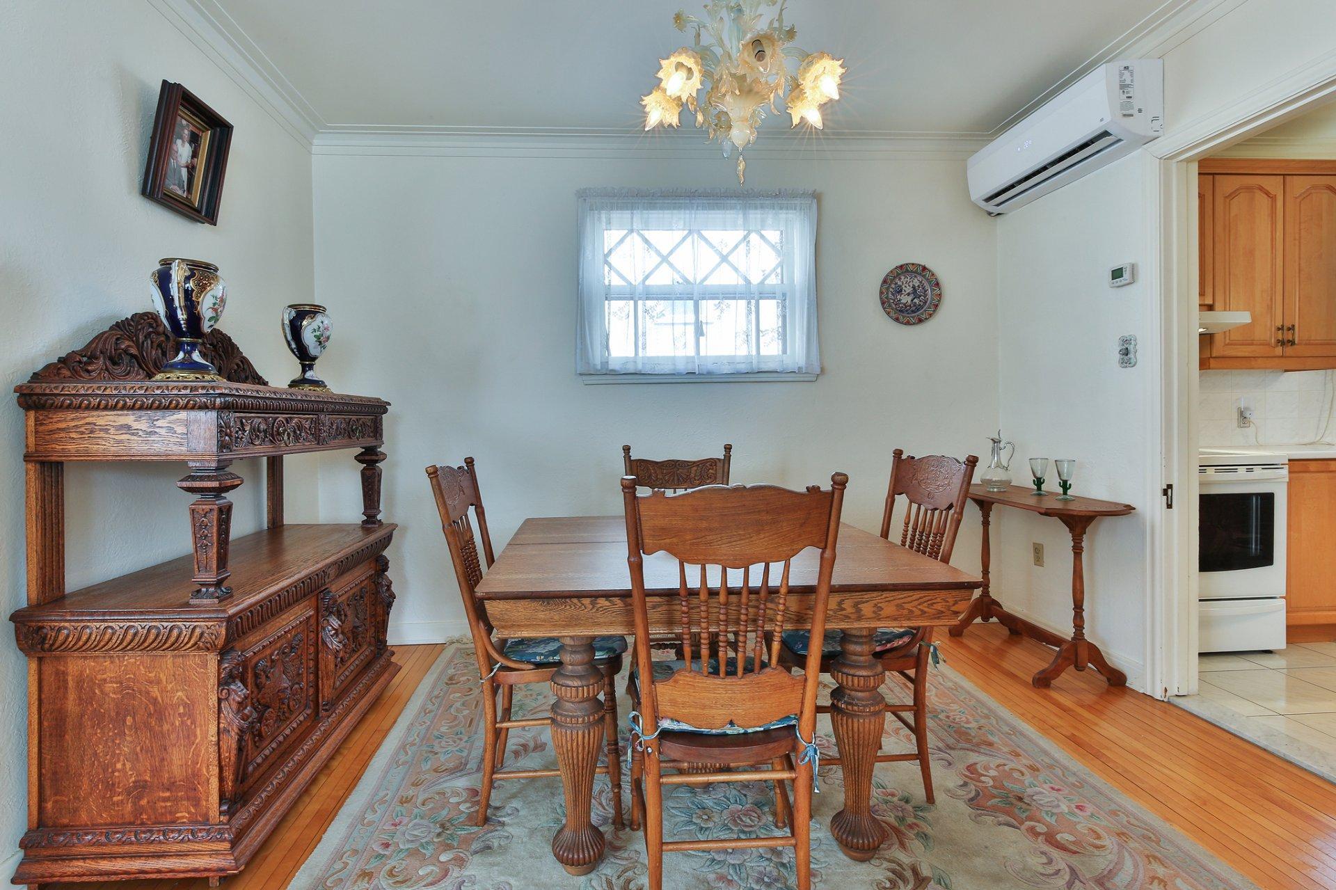 









542


Rue St-Paul

,
Farnham,




QC
J3N2K3

