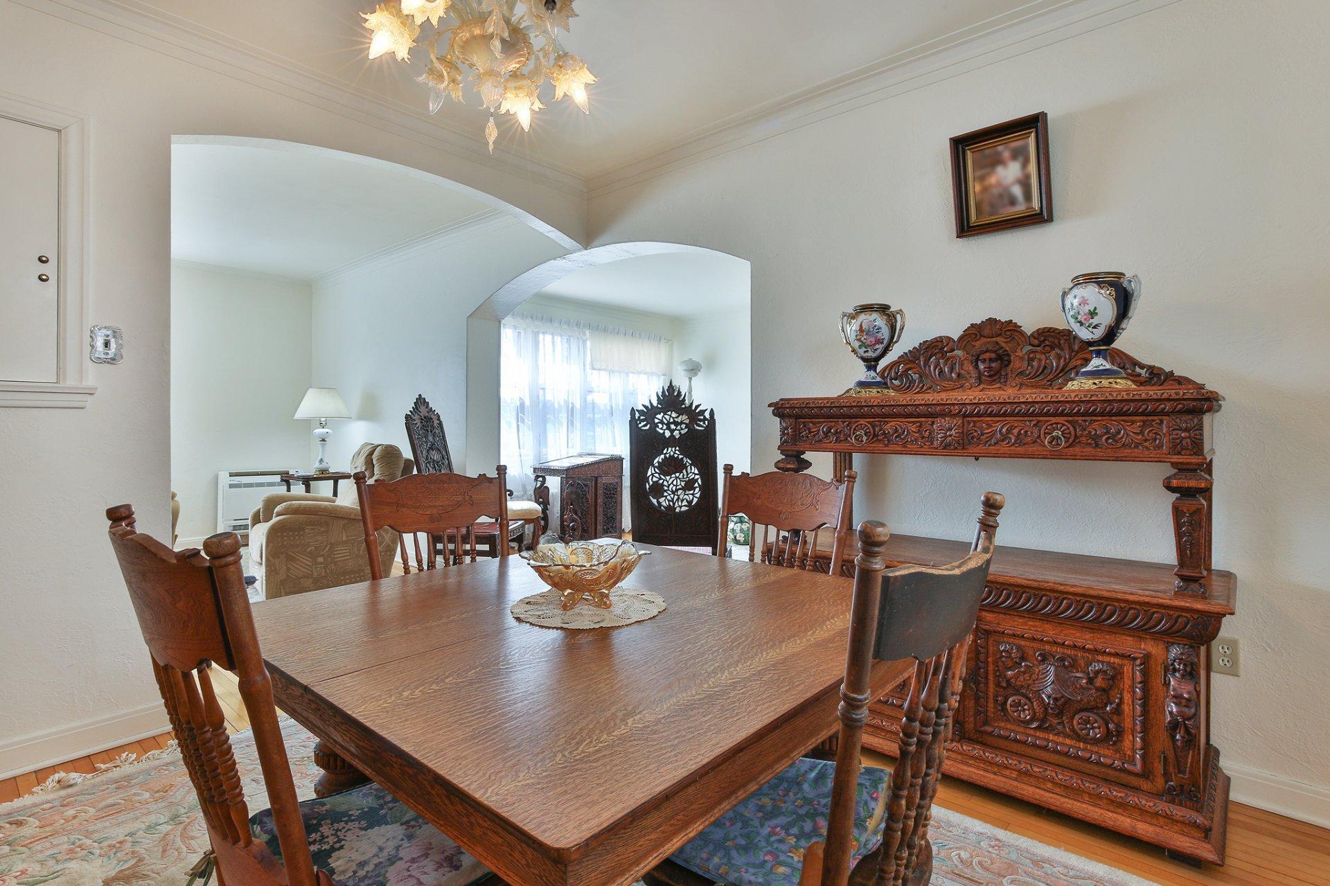 









542


Rue St-Paul

,
Farnham,




QC
J3N2K3

