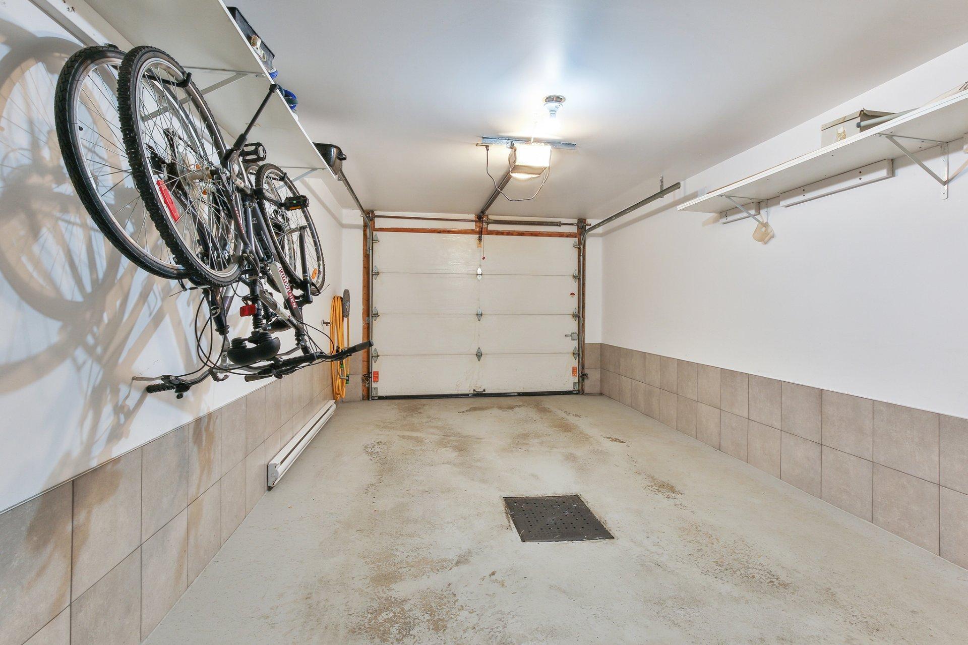 









1019


Rue Douglas

,
Saint-Jean-sur-Richelieu,




QC
J3A2A9

