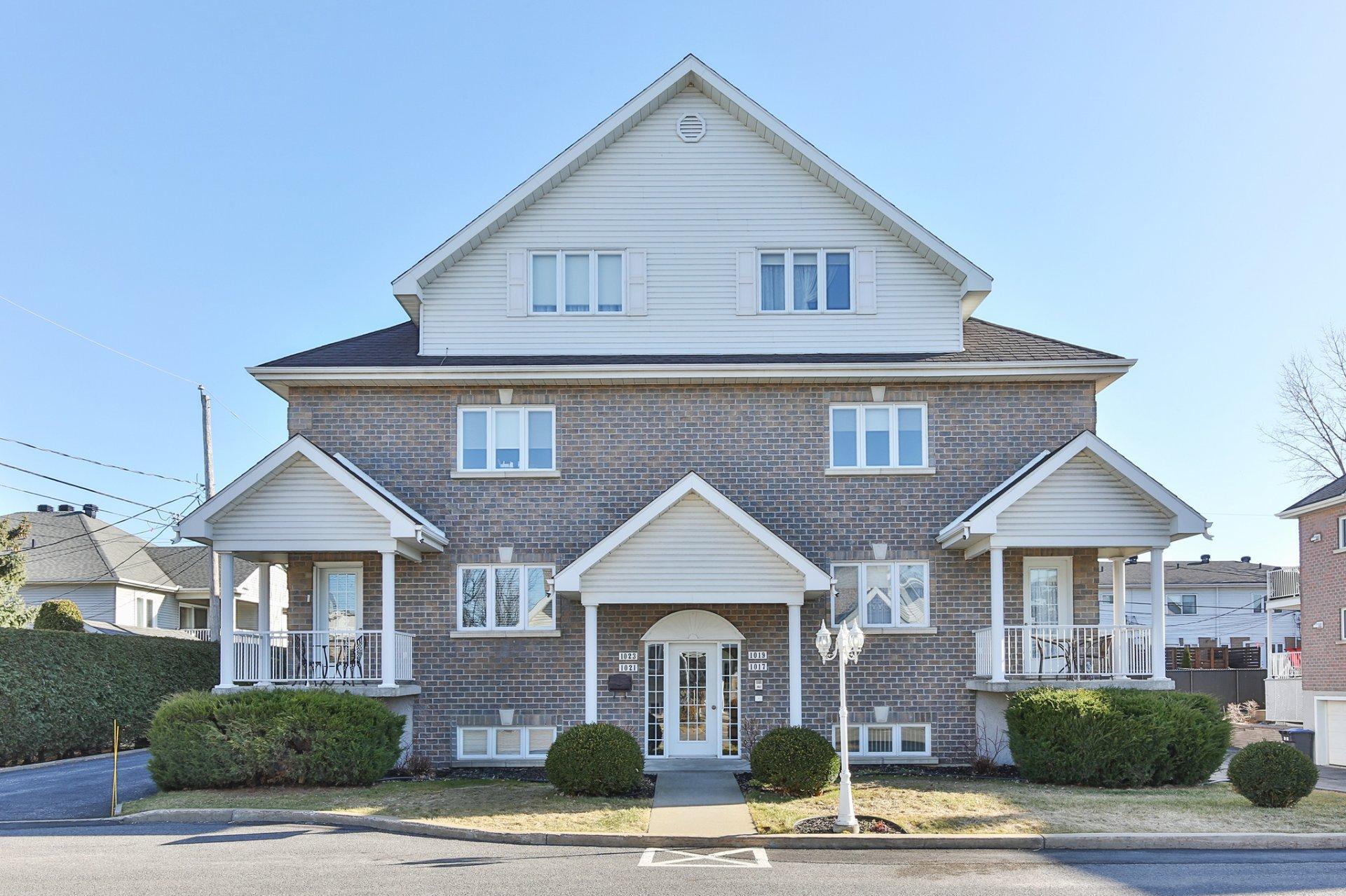 









1019


Rue Douglas

,
Saint-Jean-sur-Richelieu,




QC
J3A2A9

