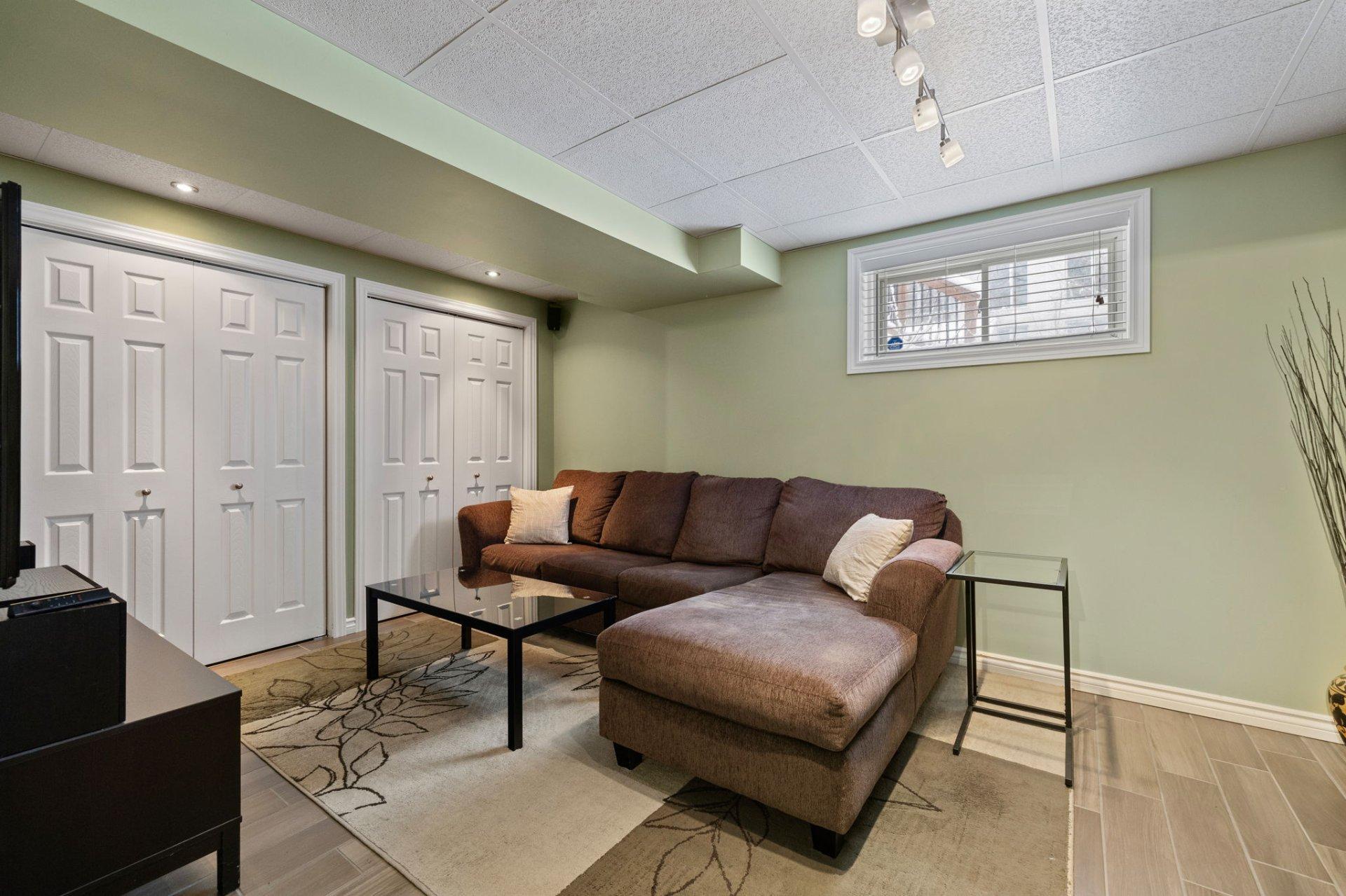 









36


Rue du Héron

,
Gatineau (Hull),




QC
J9A2Z8

