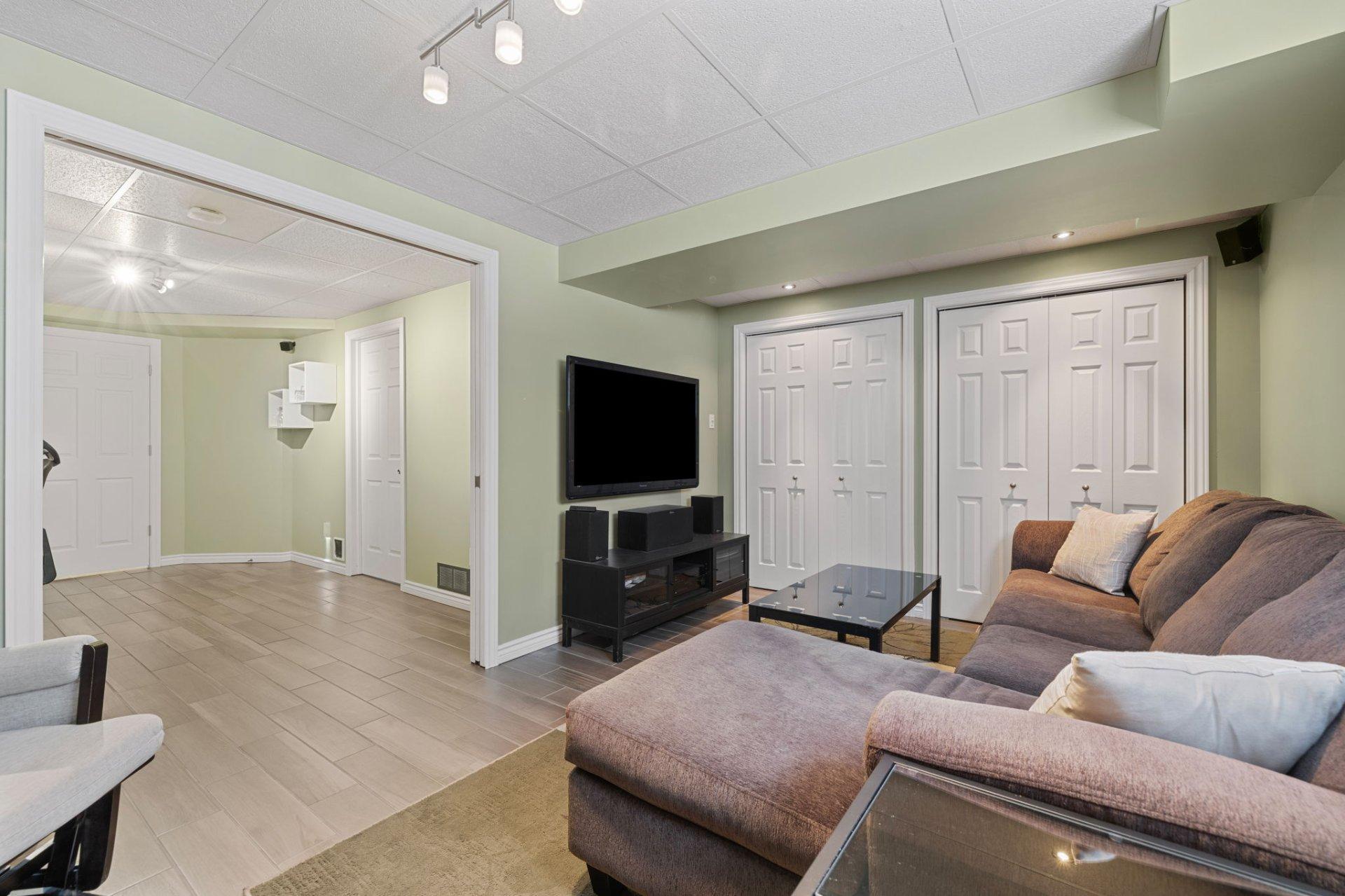 









36


Rue du Héron

,
Gatineau (Hull),




QC
J9A2Z8

