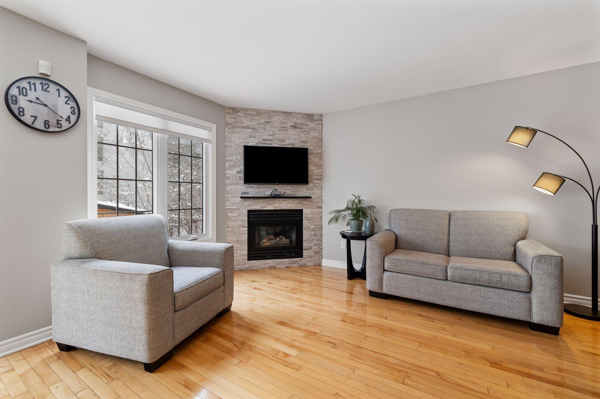 









36


Rue du Héron

,
Gatineau (Hull),




QC
J9A2Z8

