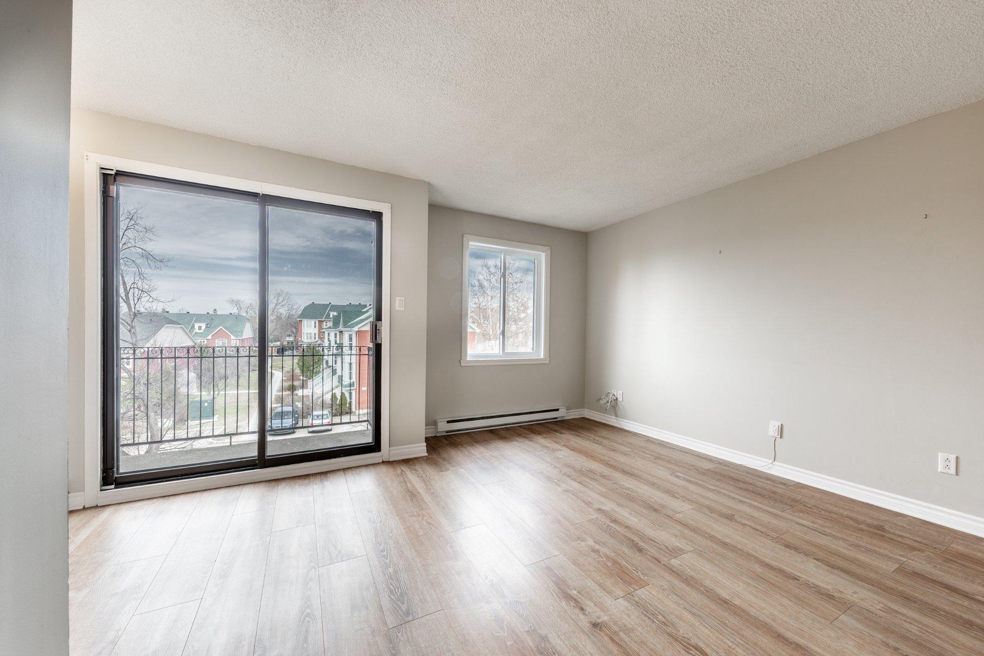 









1800


Rue du Caribou

, 204,
Longueuil (Le Vieux-Longueuil),




QC
J4N1K2

