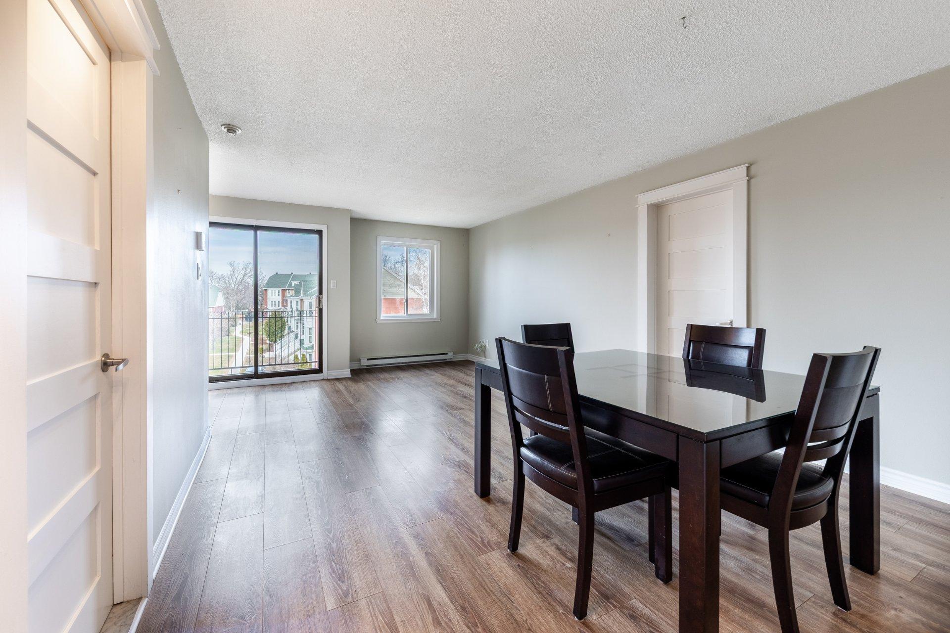 









1800


Rue du Caribou

, 204,
Longueuil (Le Vieux-Longueuil),




QC
J4N1K2

