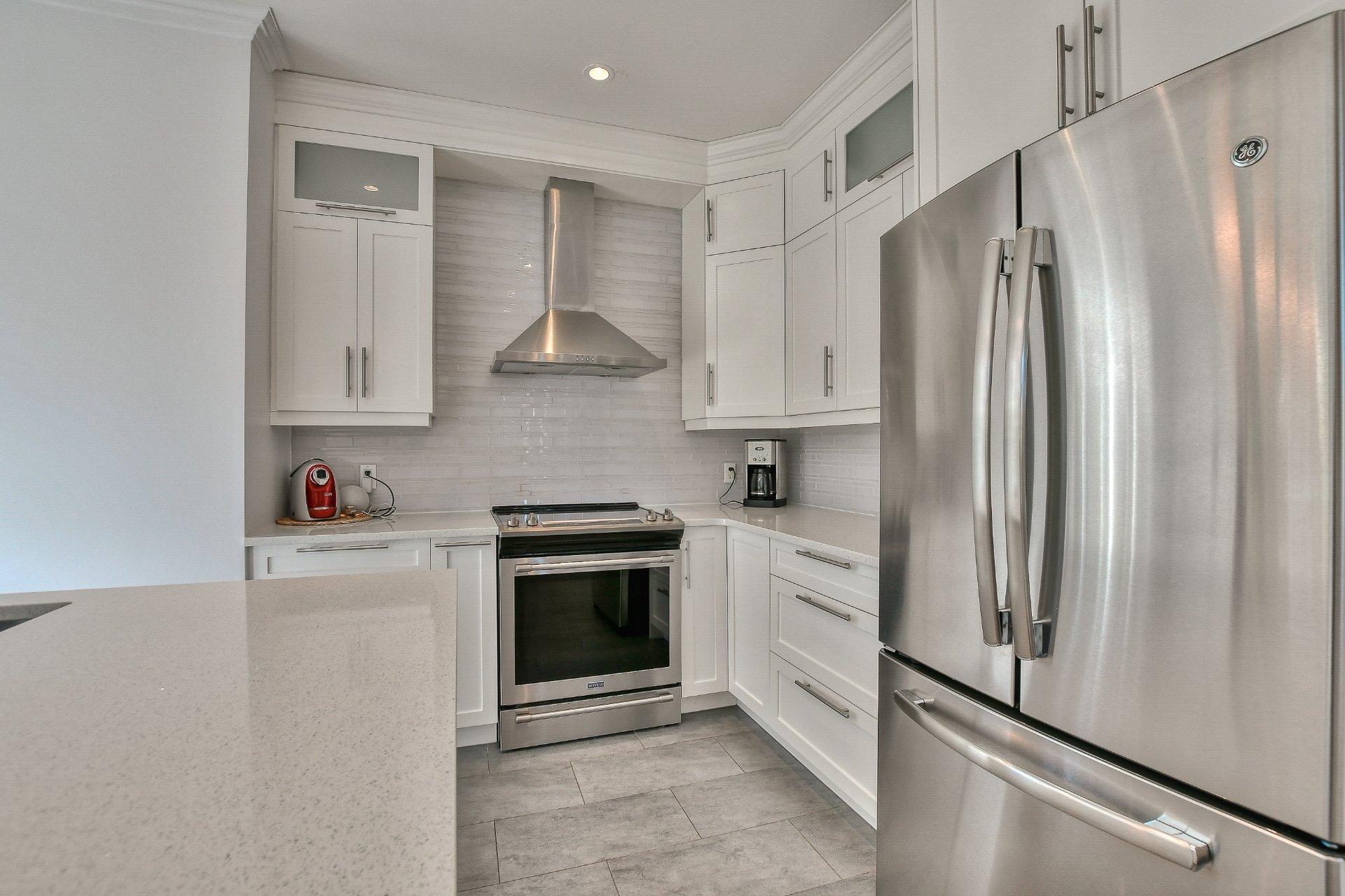 









41


Rue des Liards

,
Blainville,




QC
J7C5X6

