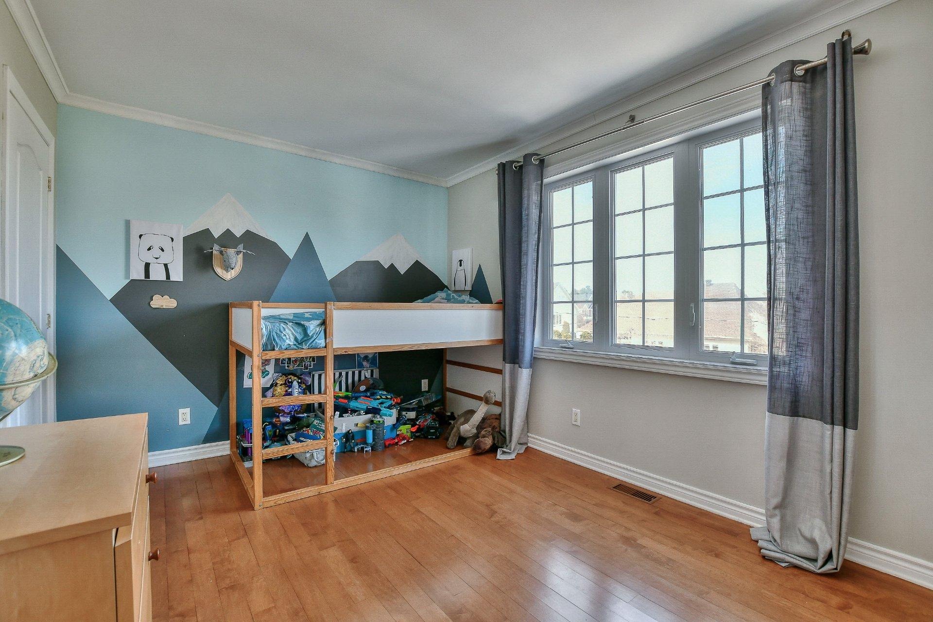 









41


Rue des Liards

,
Blainville,




QC
J7C5X6

