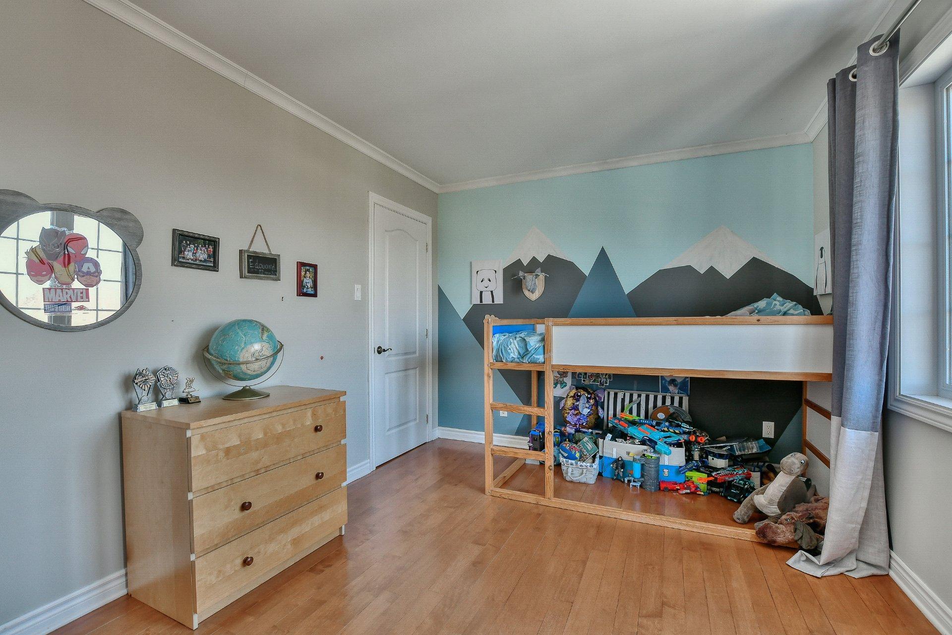









41


Rue des Liards

,
Blainville,




QC
J7C5X6

