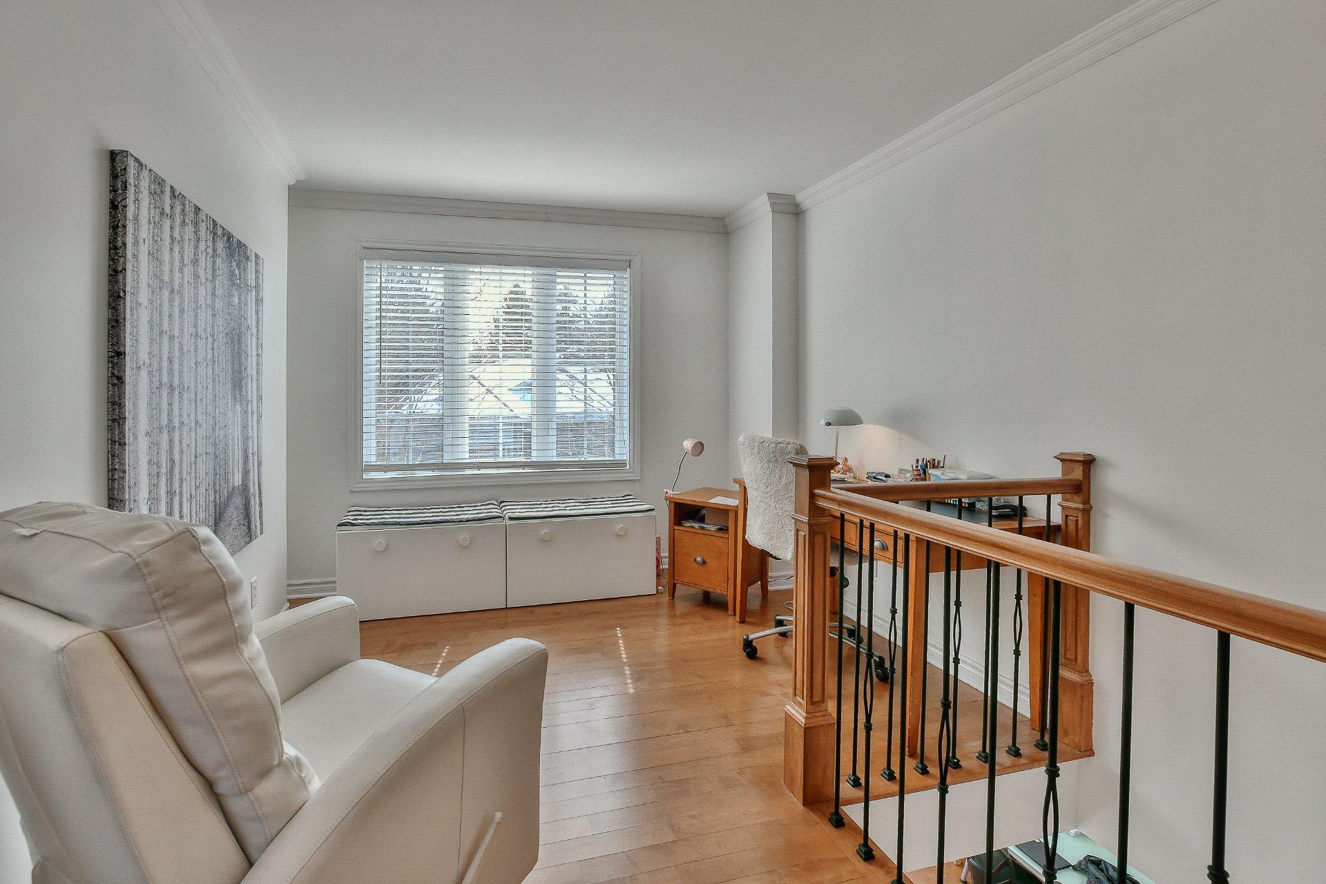 









41


Rue des Liards

,
Blainville,




QC
J7C5X6

