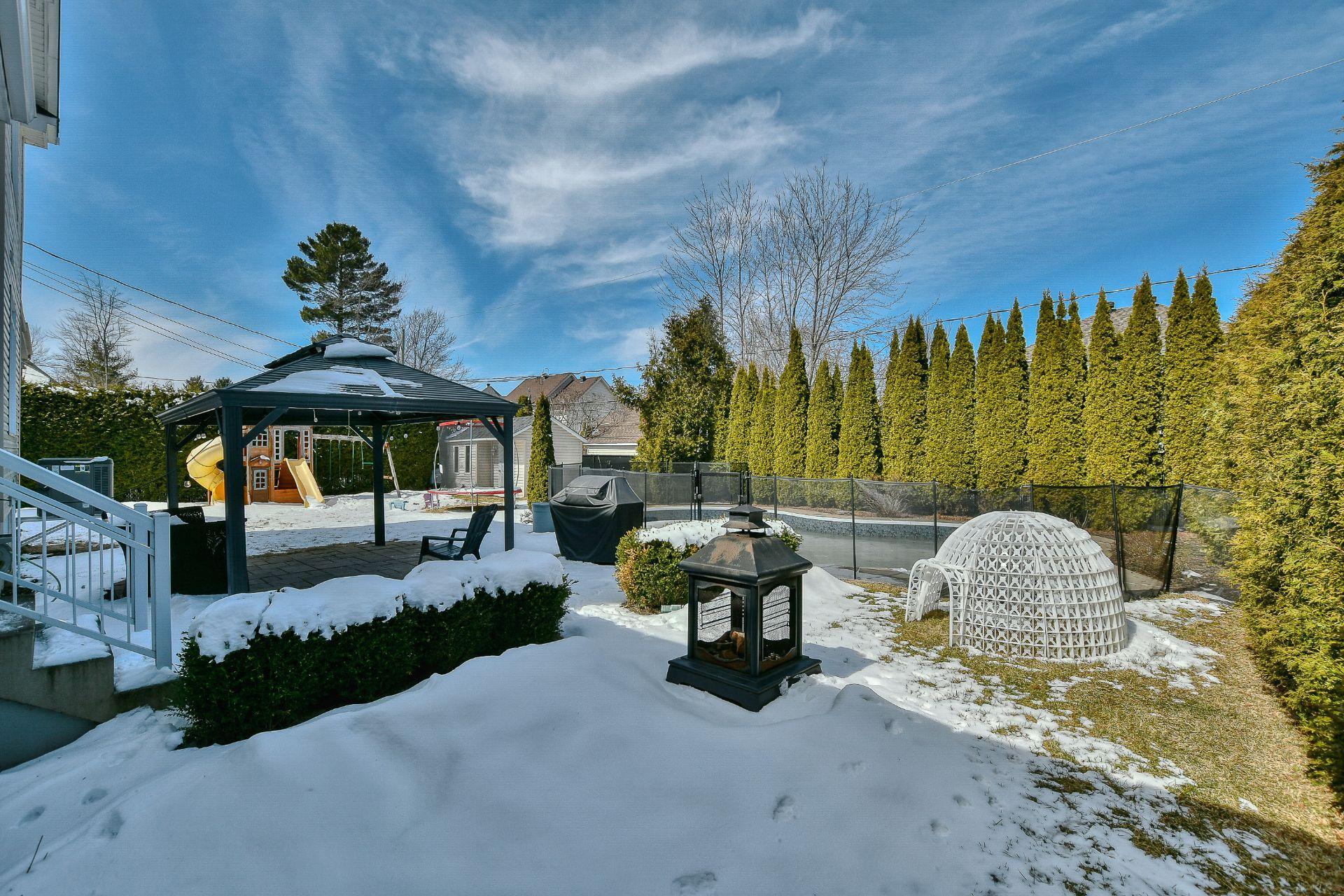 









41


Rue des Liards

,
Blainville,




QC
J7C5X6


