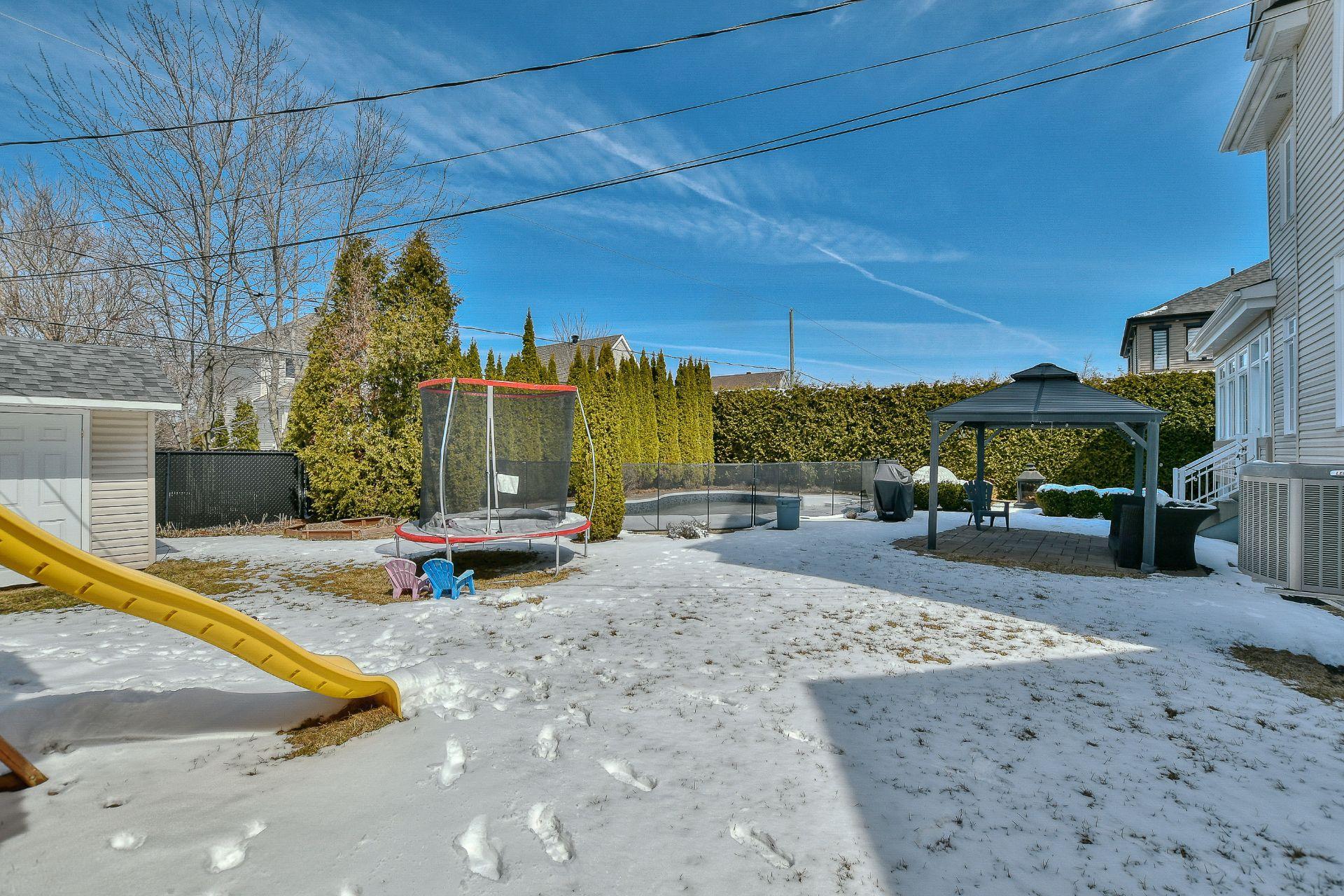 









41


Rue des Liards

,
Blainville,




QC
J7C5X6

