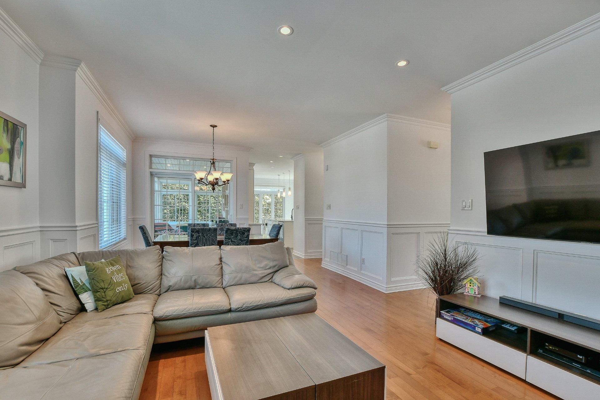 









41


Rue des Liards

,
Blainville,




QC
J7C5X6

