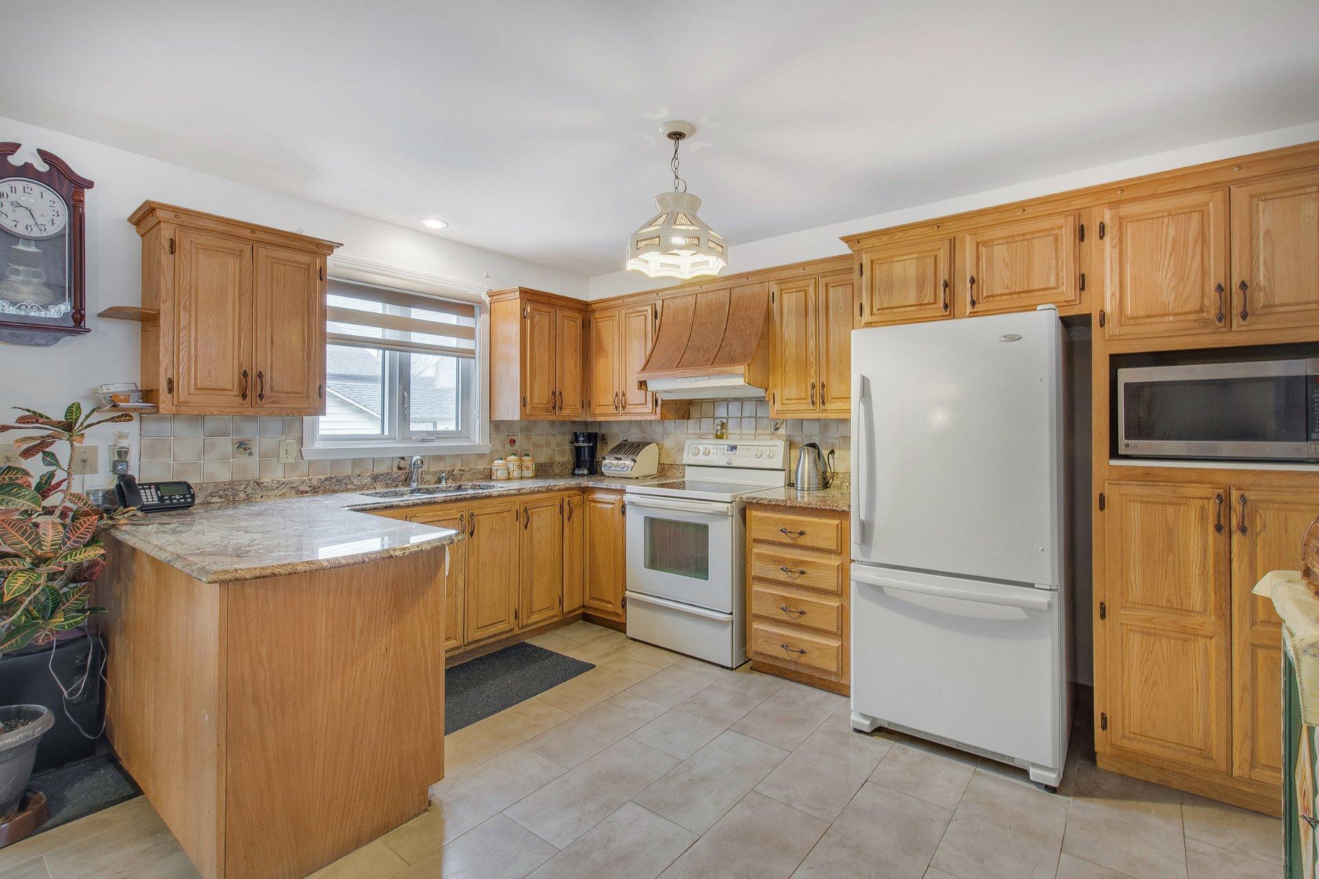 









1592


Boul. des Seigneurs

,
Terrebonne (Terrebonne),




QC
J6X1V3

