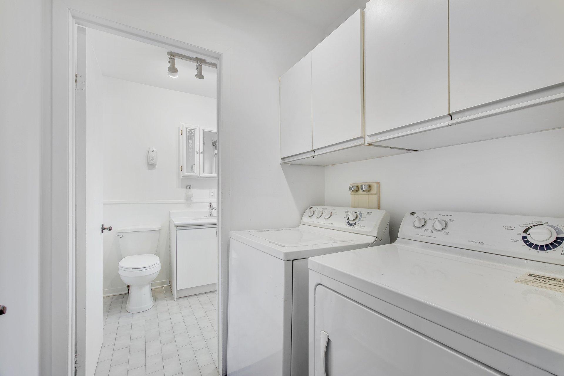 









1592


Boul. des Seigneurs

,
Terrebonne (Terrebonne),




QC
J6X1V3

