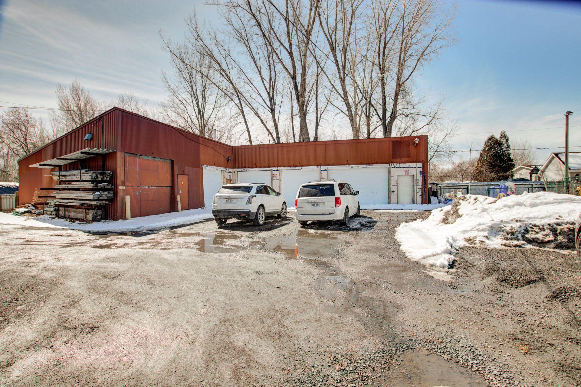 









570


Boul. Fiset

,
Sorel-Tracy,




QC
J3P6A5

