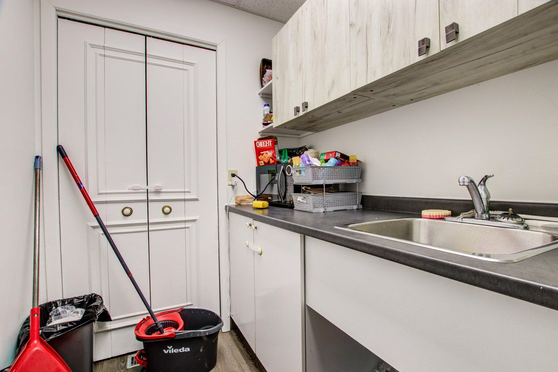 









570


Boul. Fiset

,
Sorel-Tracy,




QC
J3P6A5

