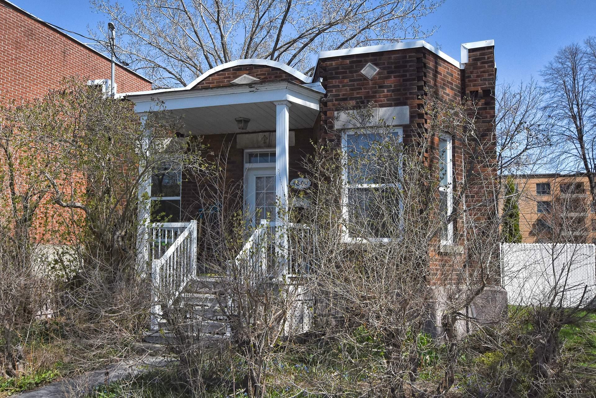 









4807


Rue Louis-Veuillot

,
Montréal (Mercier/Hochelaga-Maisonneuve),




QC
H1M2N2

